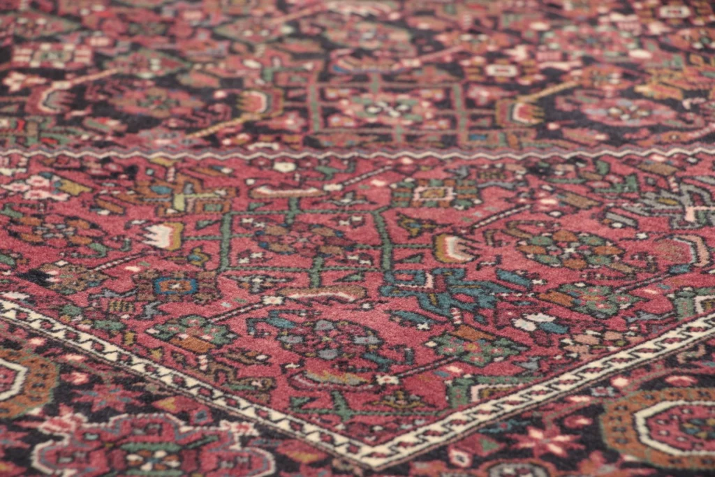 Persian Rug — hand-knotted, 130 × 205 cm, Wool – view 4