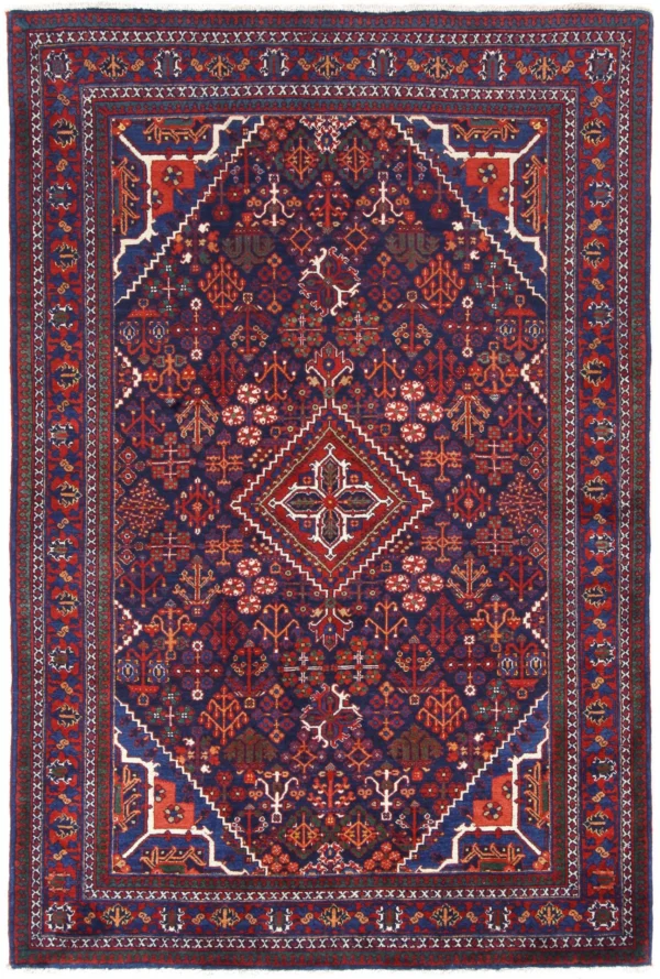 Persian Rug — hand-knotted, 135 × 205 cm, Wool