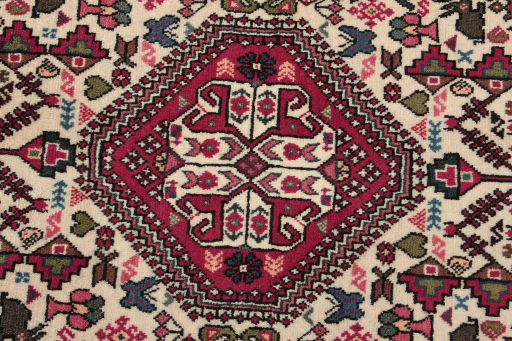 Persian Rug 155 × 205 cm, Wool, hand-knotted – view 3