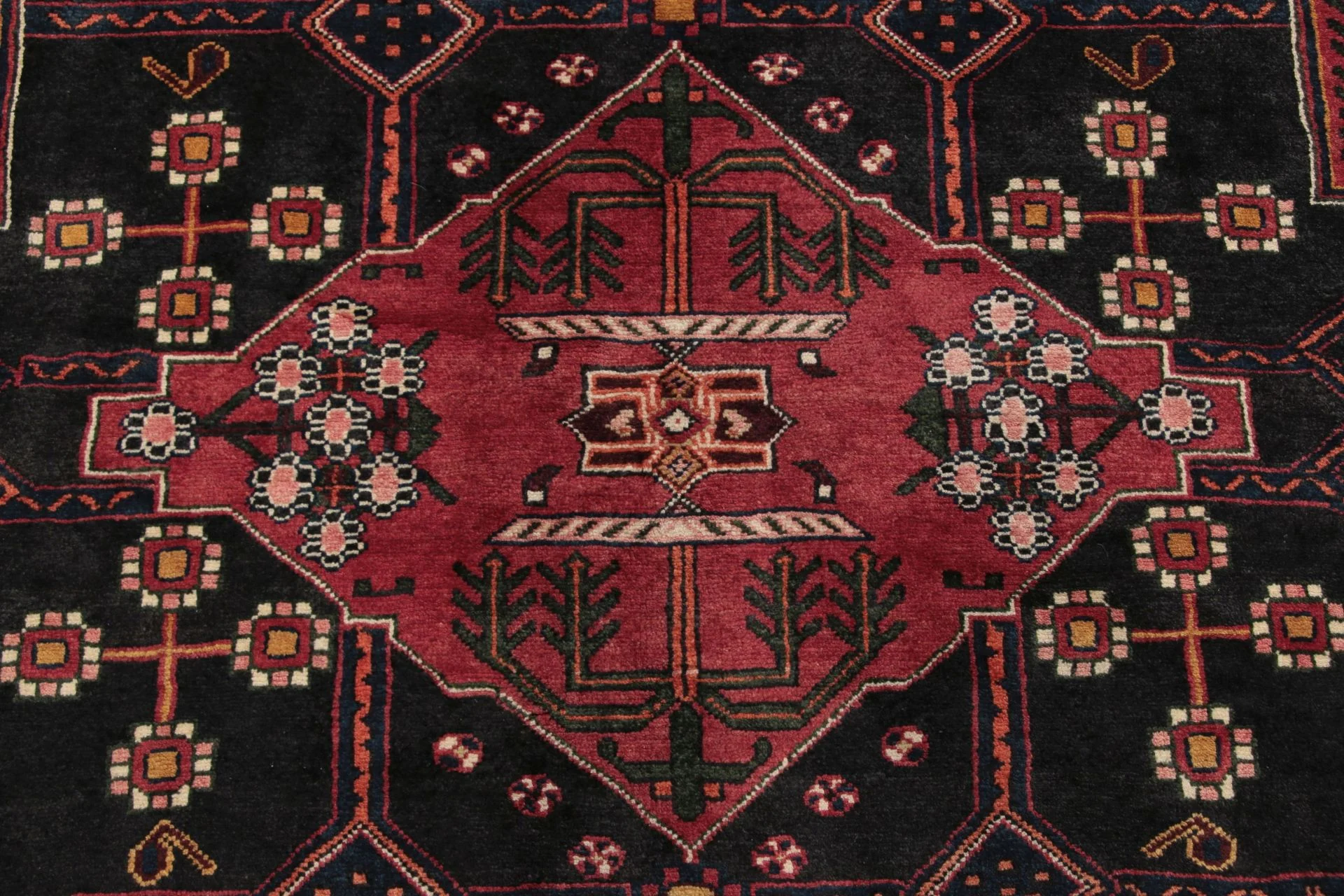 perserteppich-tuyserkan-160-x-228-cm-schurwolle-handgeknupft-neu-1 Persian Rug — hand-knotted, 160 × 228 cm, Wool