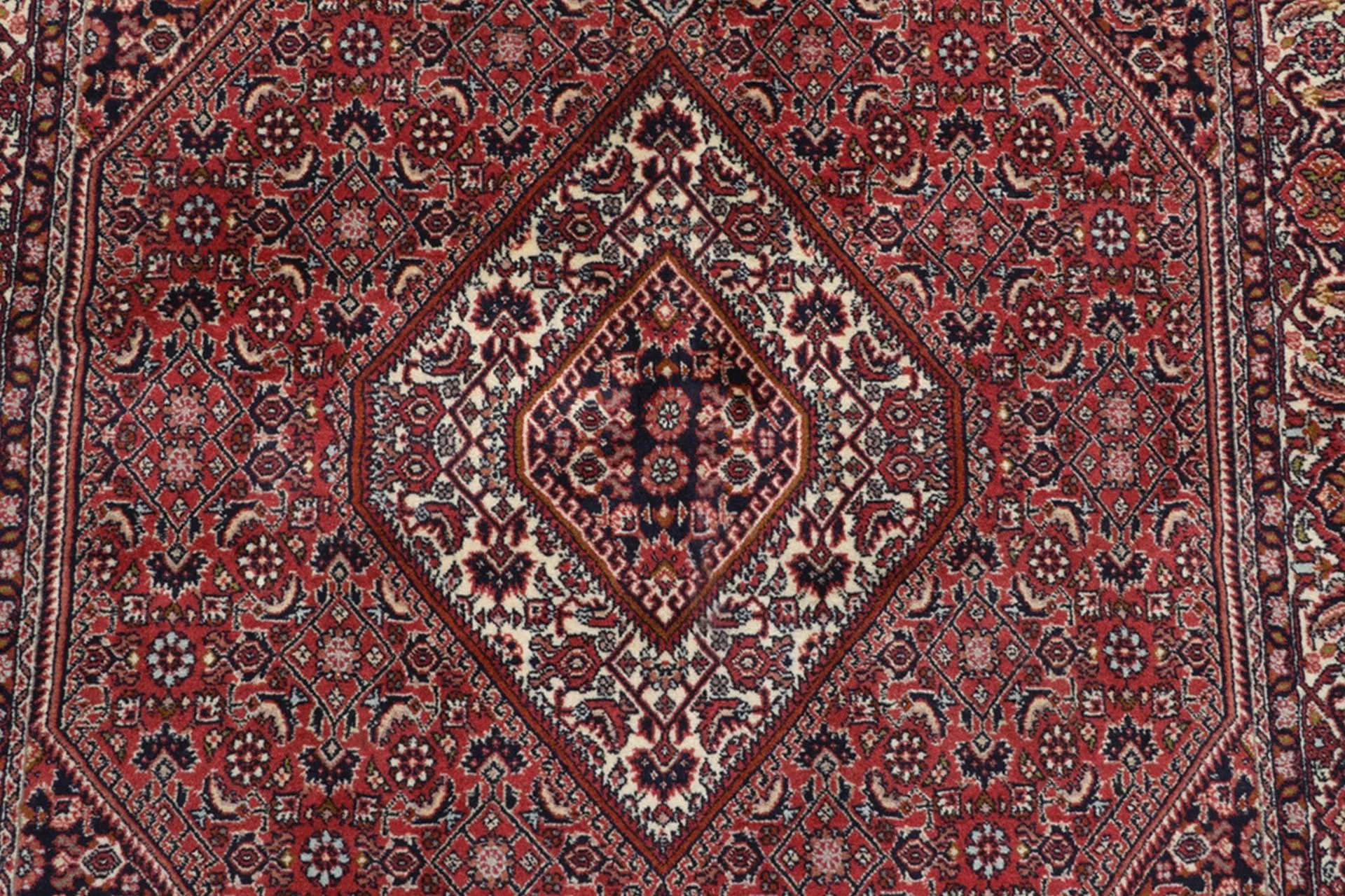 Hand-Knotted Wool Bijar Persian Rug, 143 × 218 cm