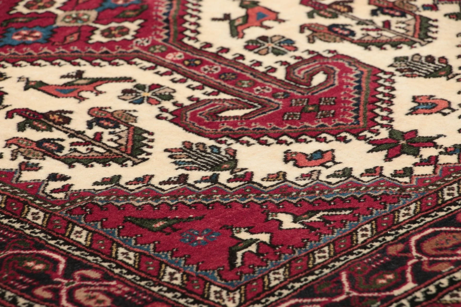 Persian Rug — hand-knotted, 85 × 390 cm, Wool