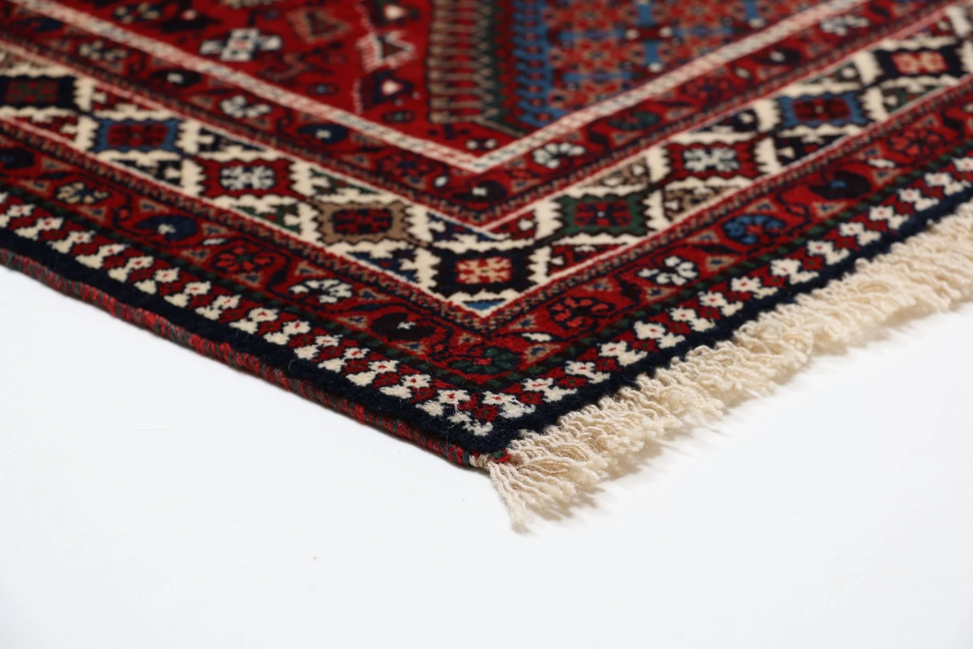 perserteppich-yalameh-153-x-235-cm-schurwolle-handgeknupft-fein-5 Hand-Knotted Wool Persian Rug, 153 × 235 cm