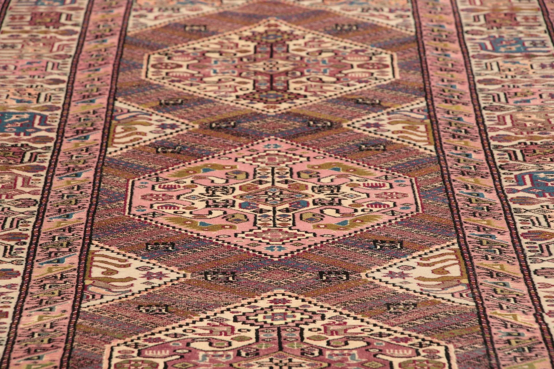 Hand-Knotted Wool Qashqai Persian Rug, 89 × 383 cm