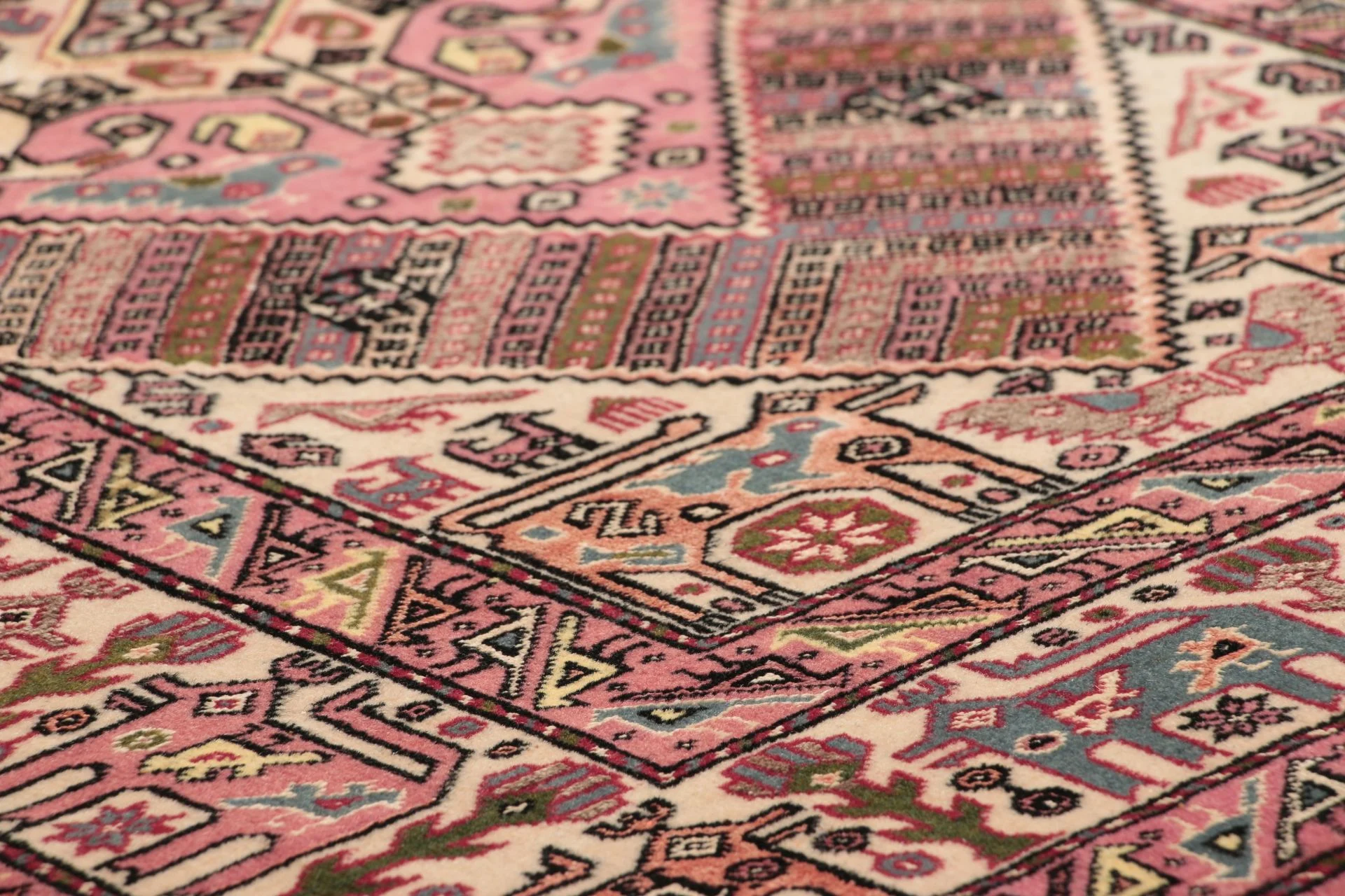 Hand-Knotted Wool Qashqai Persian Rug, 89 × 383 cm