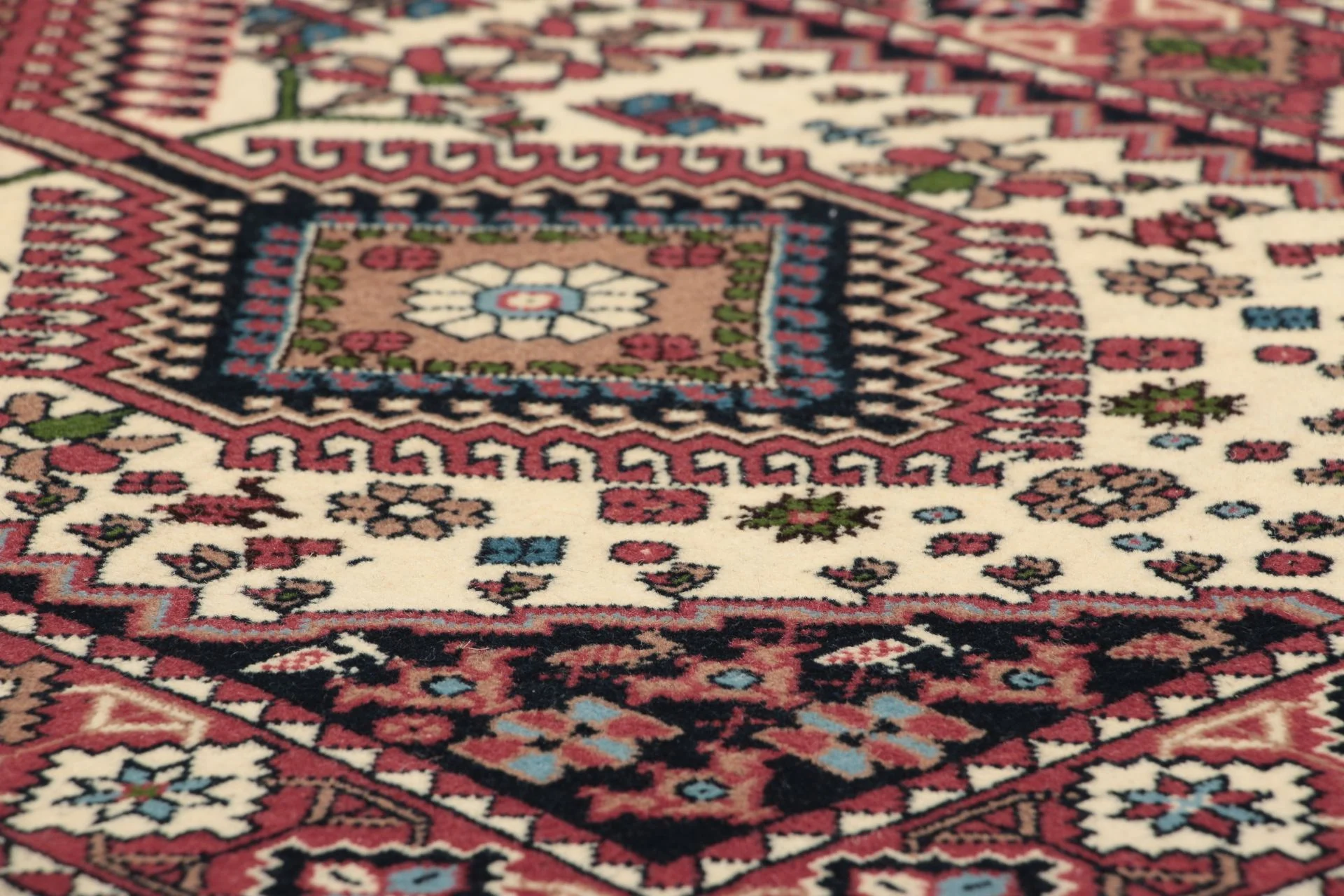 perserteppich-yalameh-74-x-291-cm-schurwolle-handgeknupft-laufer-3 Hand-Knotted Wool Persian Rug, 74 × 291 cm