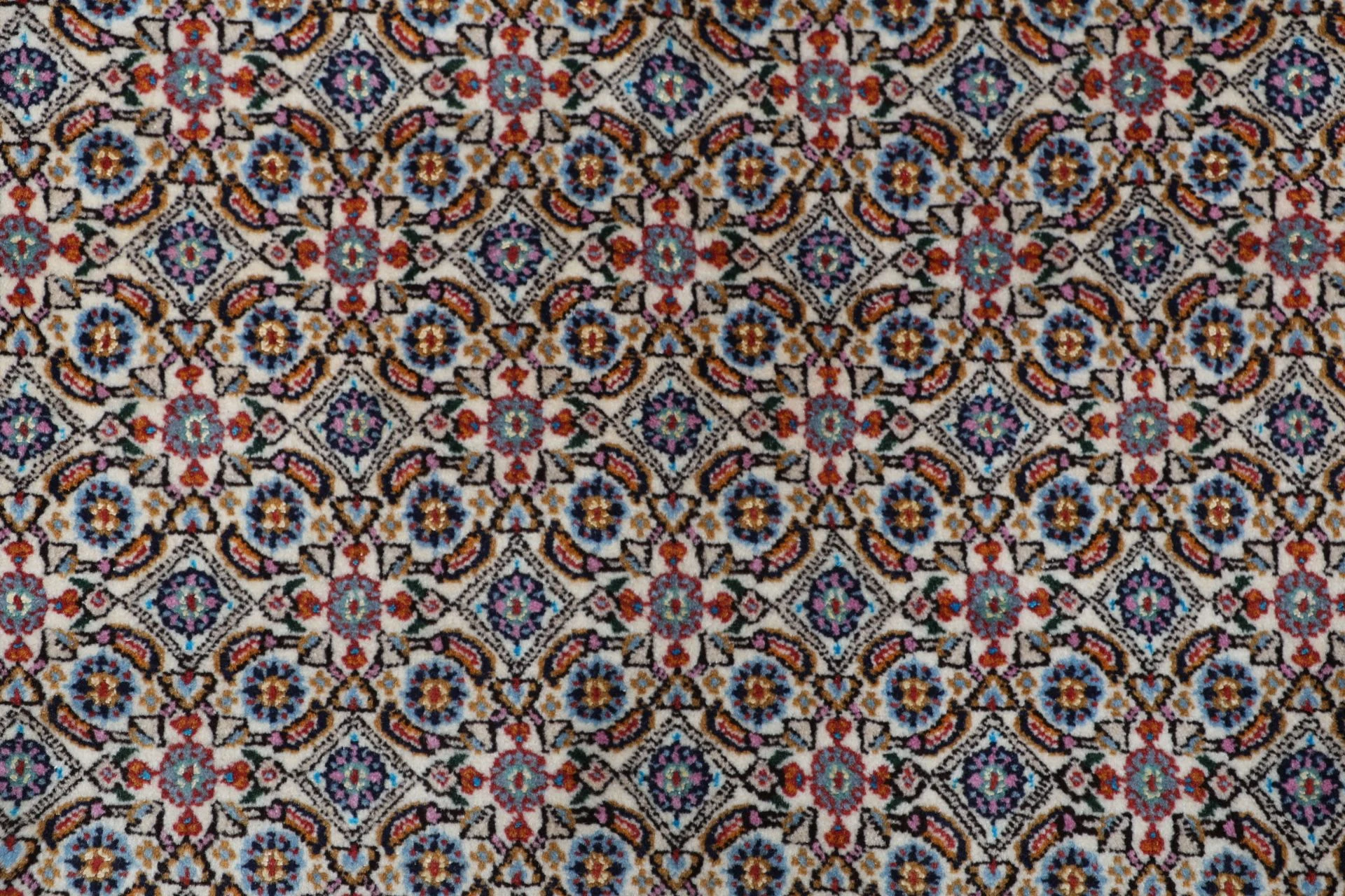 Moud Persian Rug — hand-knotted, 160 × 235 cm, Wool