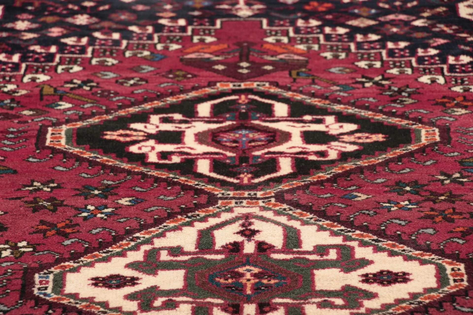 Qashqai Persian Rug — hand-knotted, 123 × 172 cm, Wool