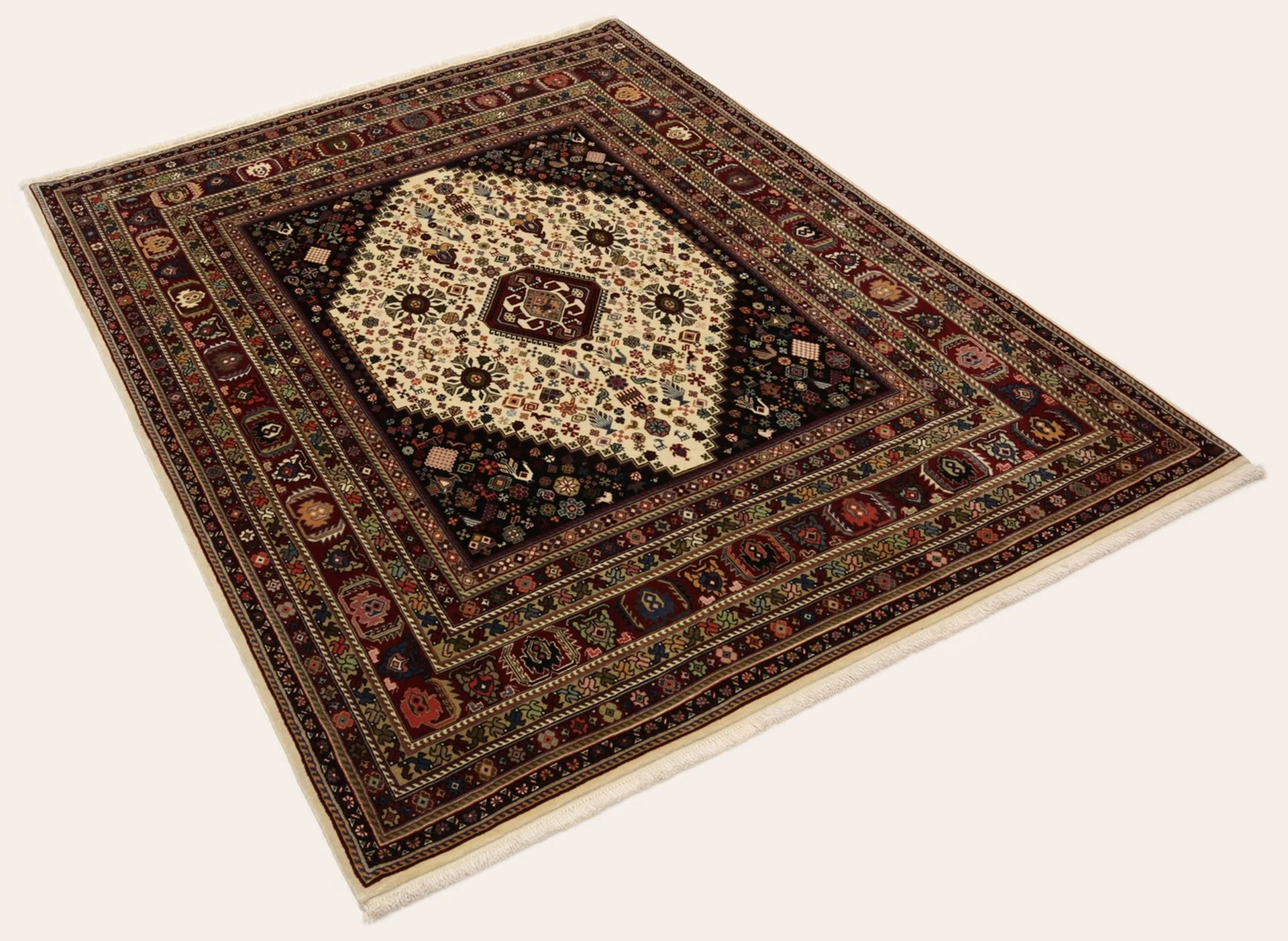 Hand-Knotted Wool Qashqai Persian Rug, 155 × 215 cm