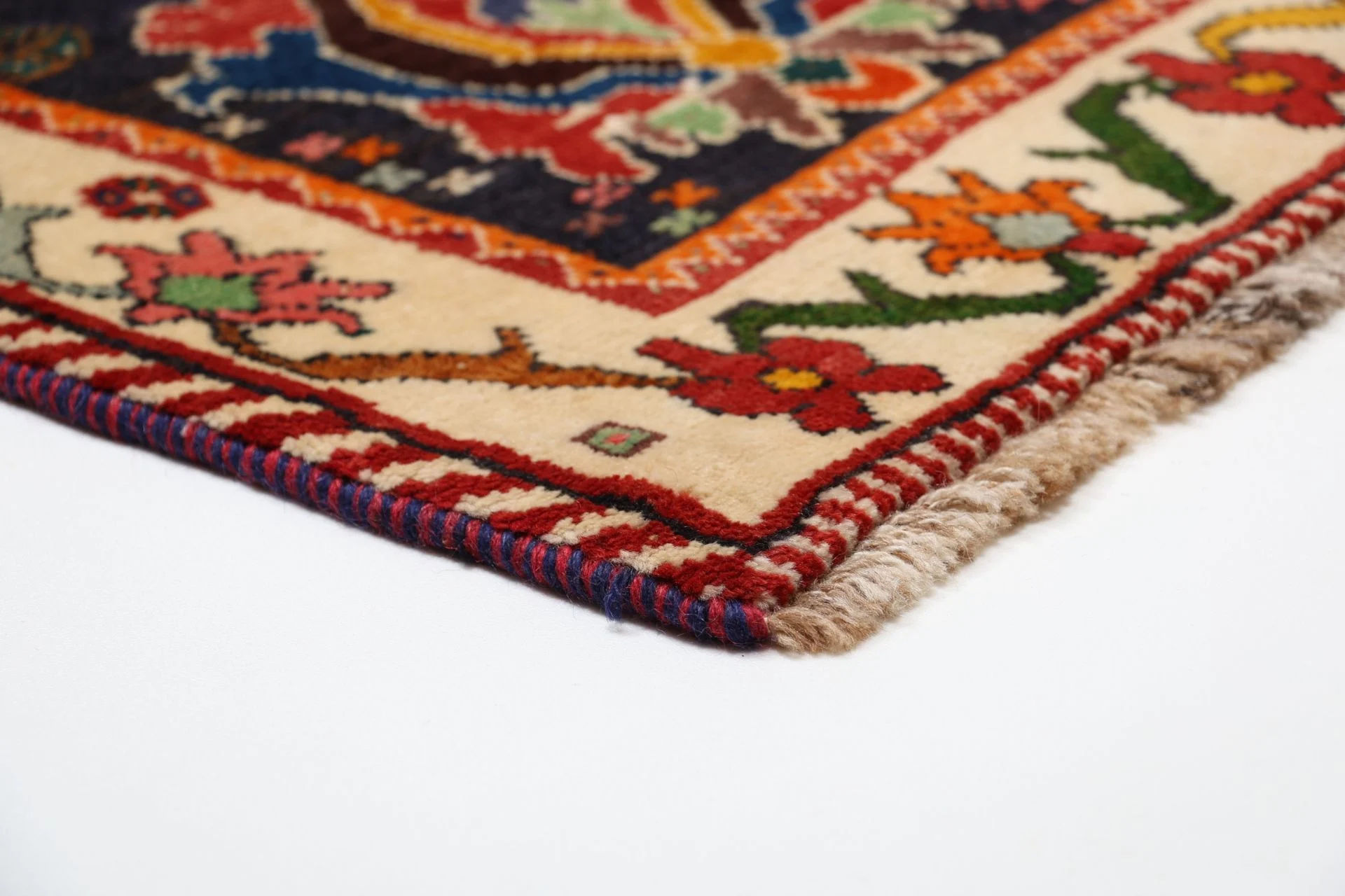 Shiraz Persian Rug — hand-knotted, 157 × 238 cm, Wool