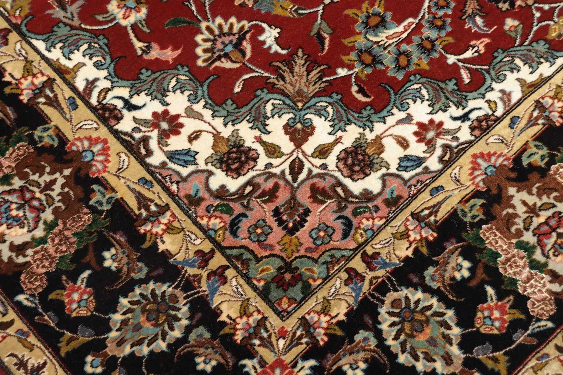 perserteppich-ghom-141-x-210-cm-schurwolle-handgeknupft-rot-blau-22 Qom Persian Rug — hand-knotted, 141 × 210 cm, Wool