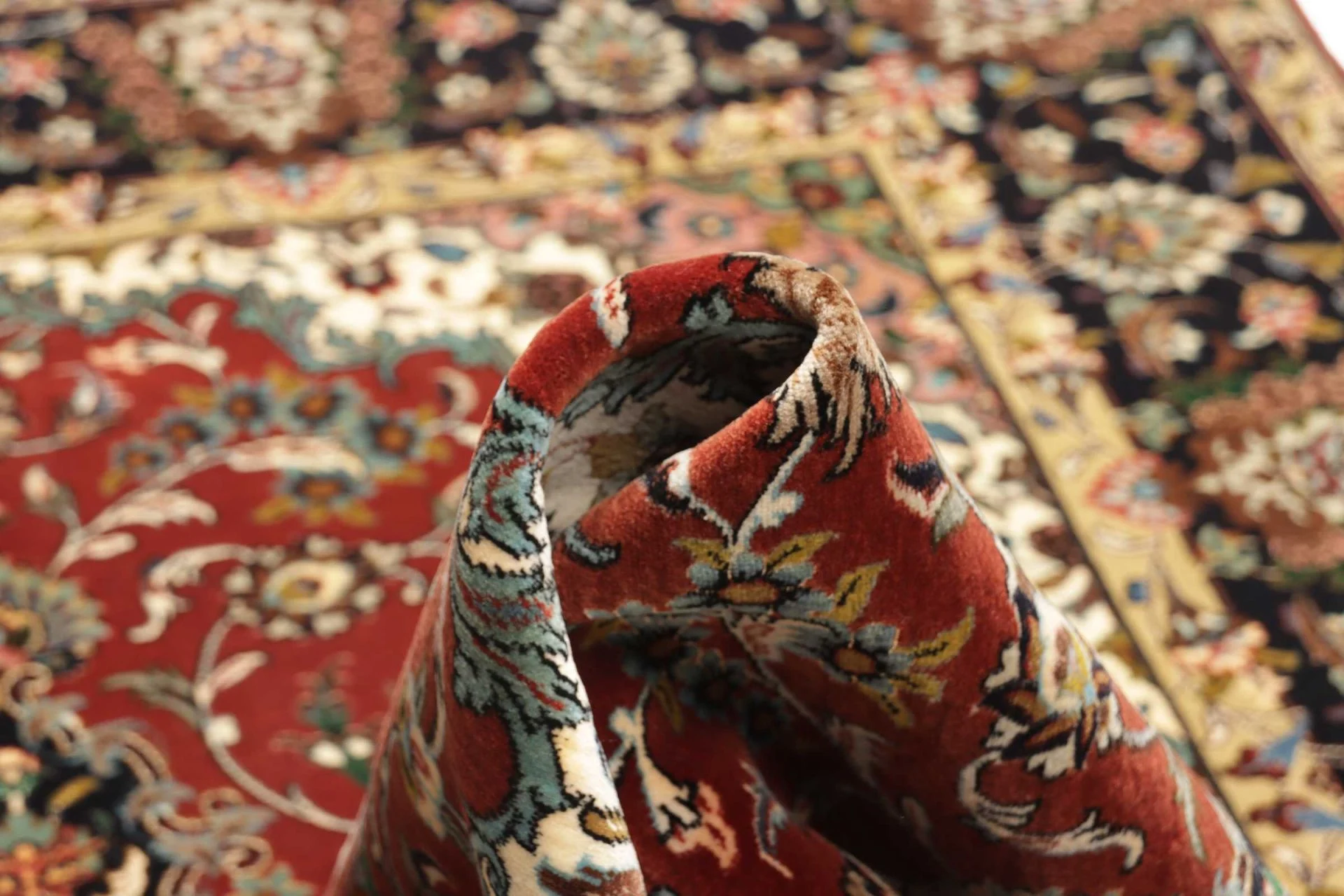 perserteppich-ghom-141-x-210-cm-schurwolle-handgeknupft-rot-blau-29 Qom Persian Rug — hand-knotted, 141 × 210 cm, Wool
