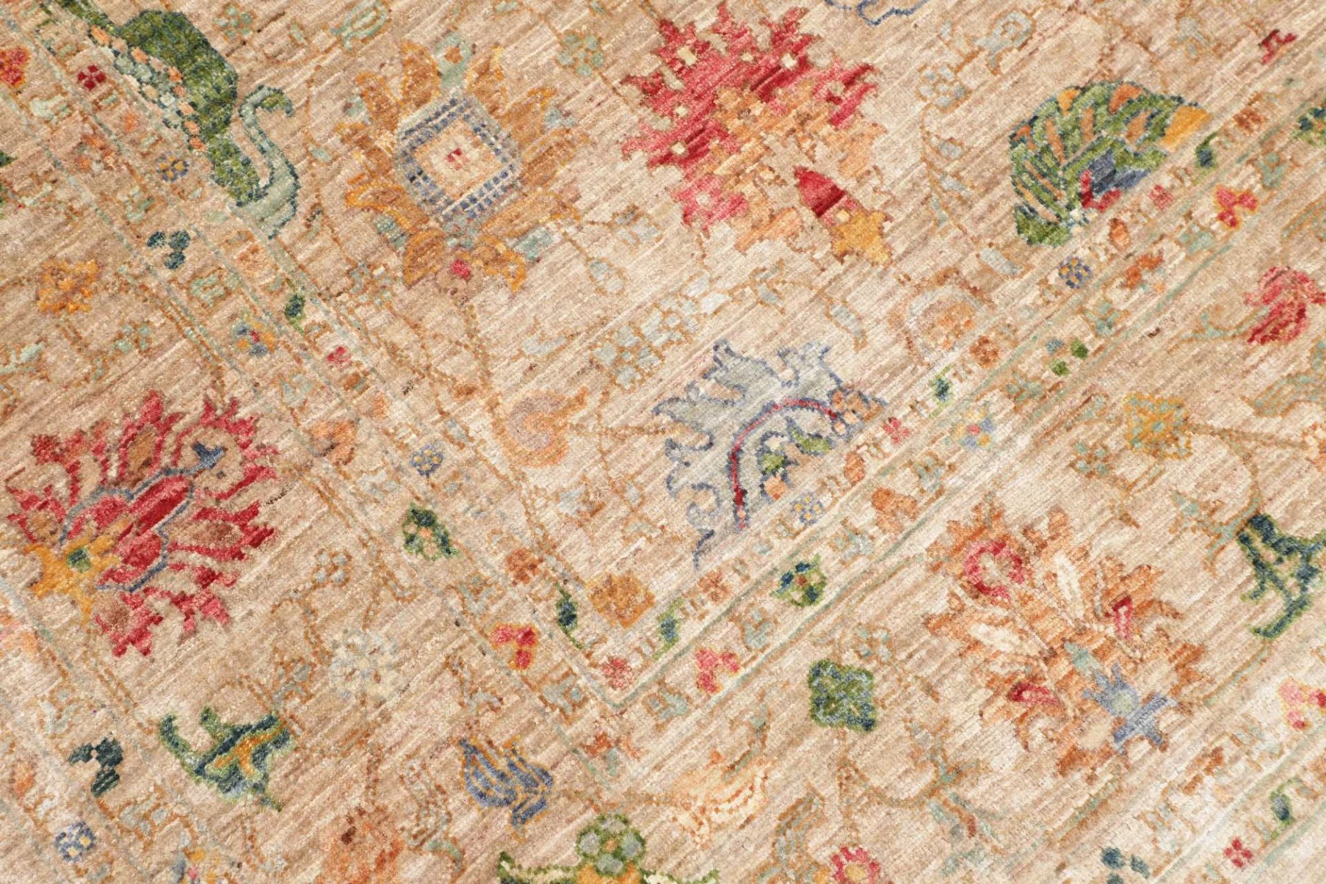 Samarkand Pakistani Rug 173 × 238 cm, Wool, hand-knotted