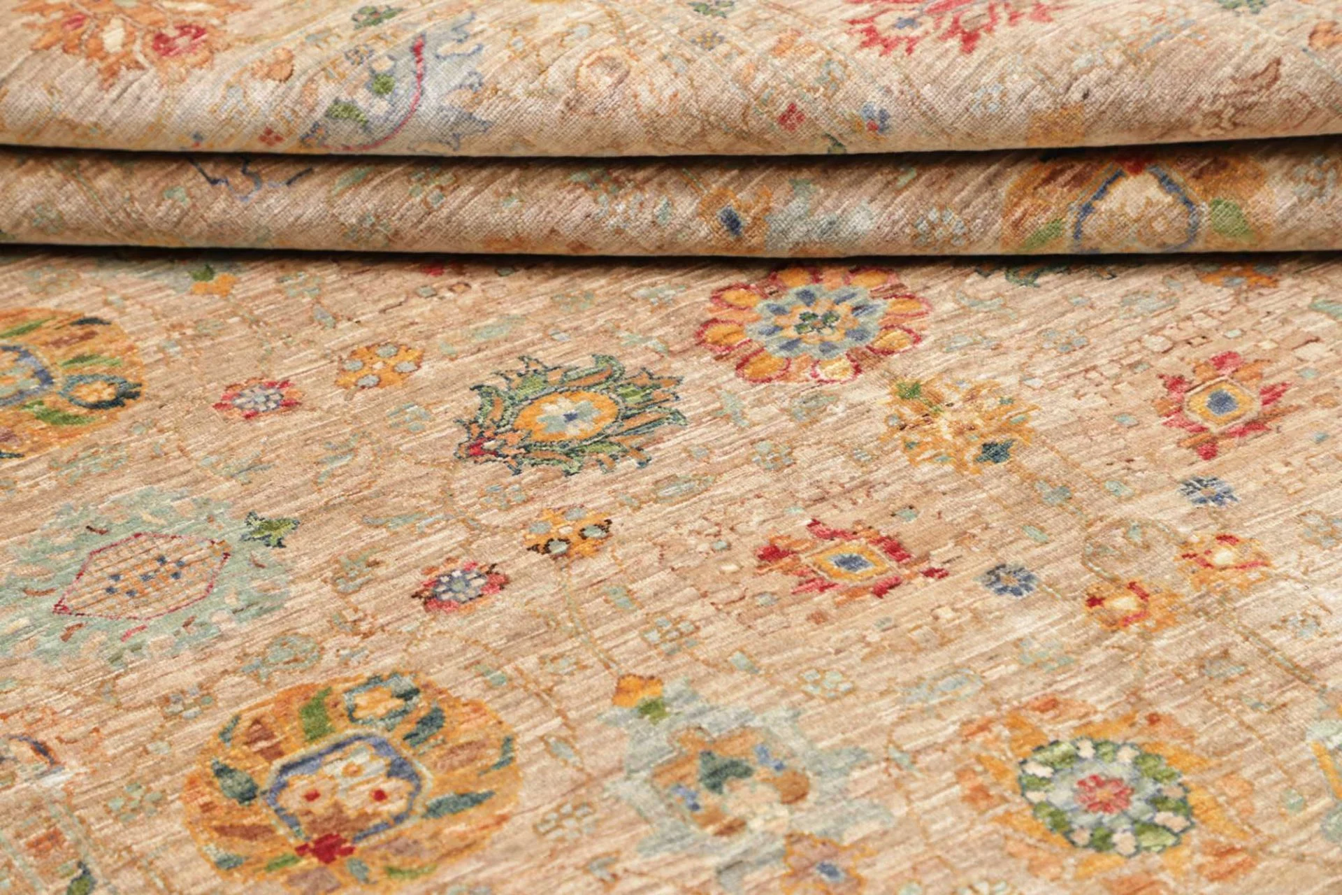 Samarkand Pakistani Rug 173 × 238 cm, Wool, hand-knotted