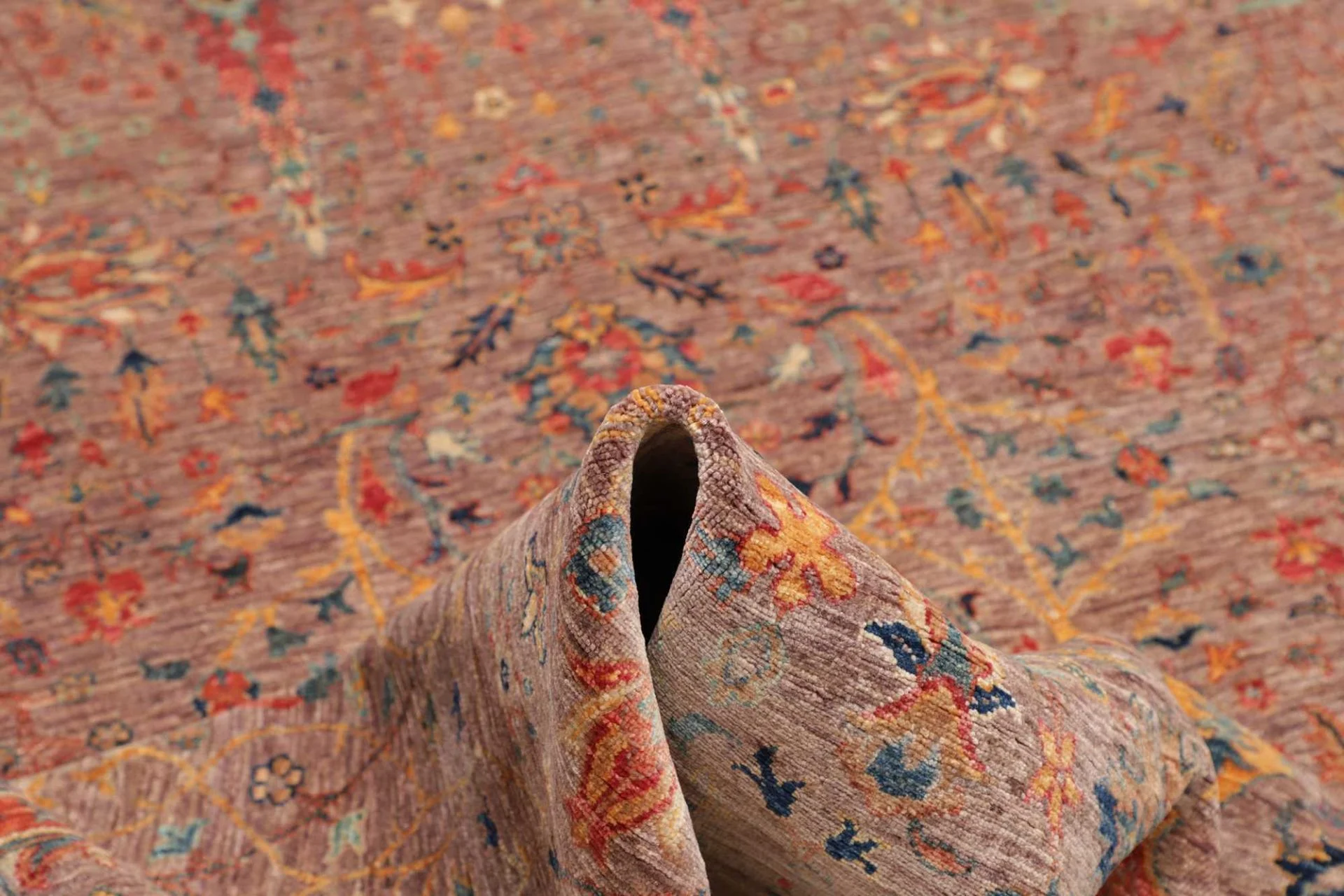 Samarkand Pakistani Rug — hand-knotted, 197 × 282 cm, Wool