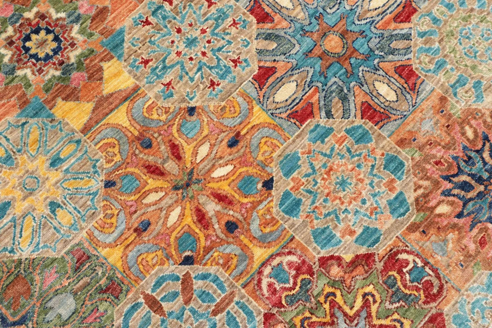 Samarkand Pakistani Rug 203 × 294 cm, Wool, hand-knotted