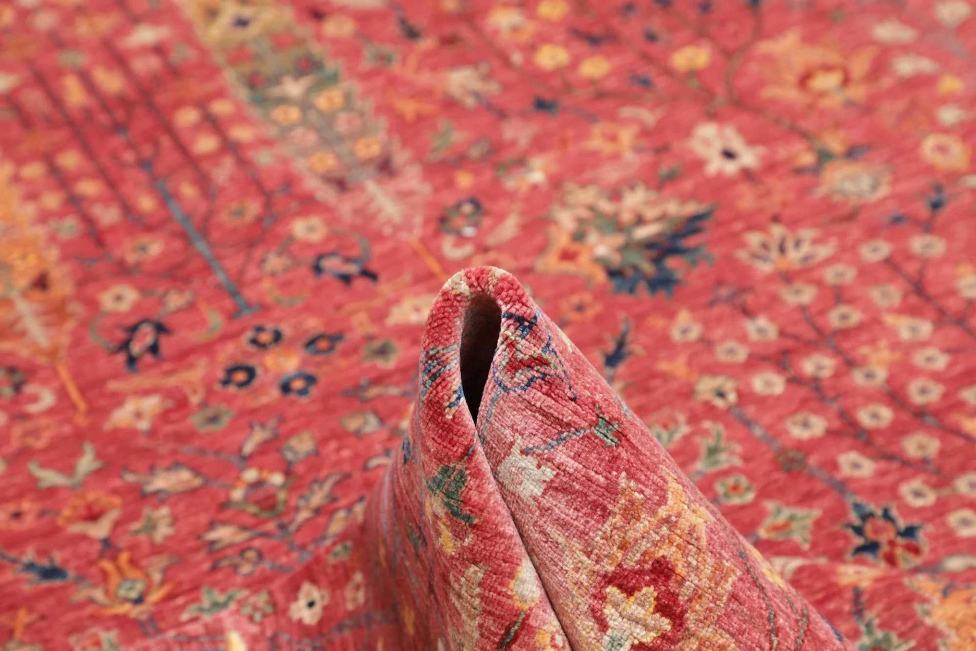 Samarkand Pakistani Rug — hand-knotted, 202 × 255 cm, Wool