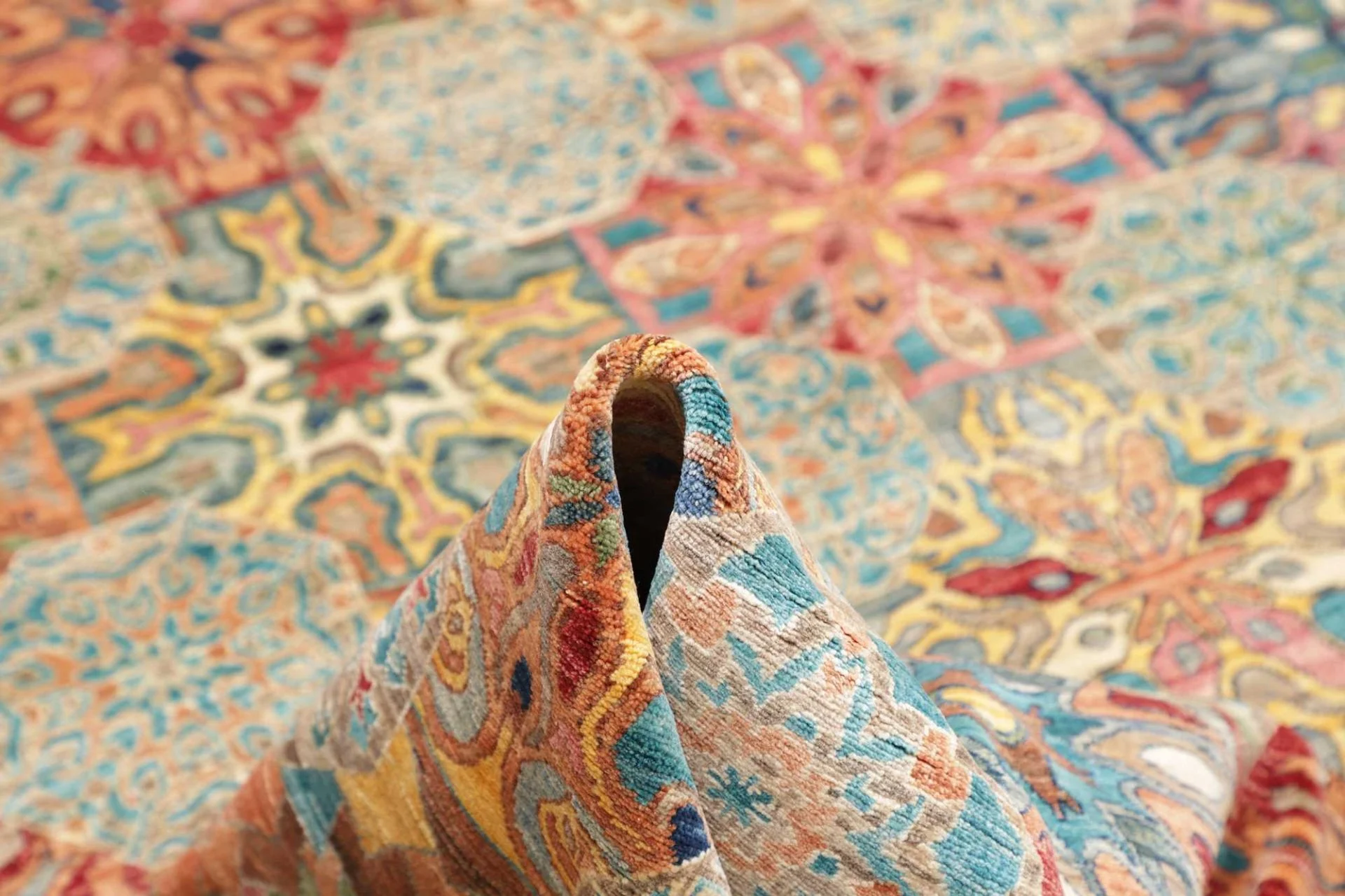 Samarkand Pakistani Rug 200 × 294 cm, Wool, hand-knotted