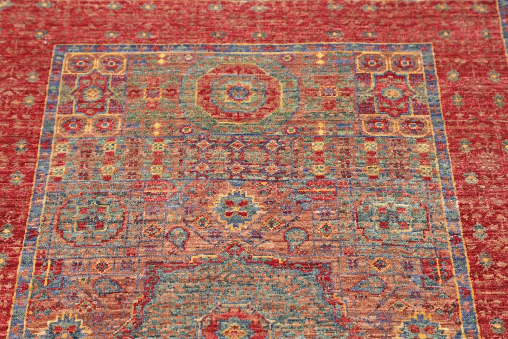 Hand-Knotted Wool Mamluk Pakistani Rug, 82 × 299 cm