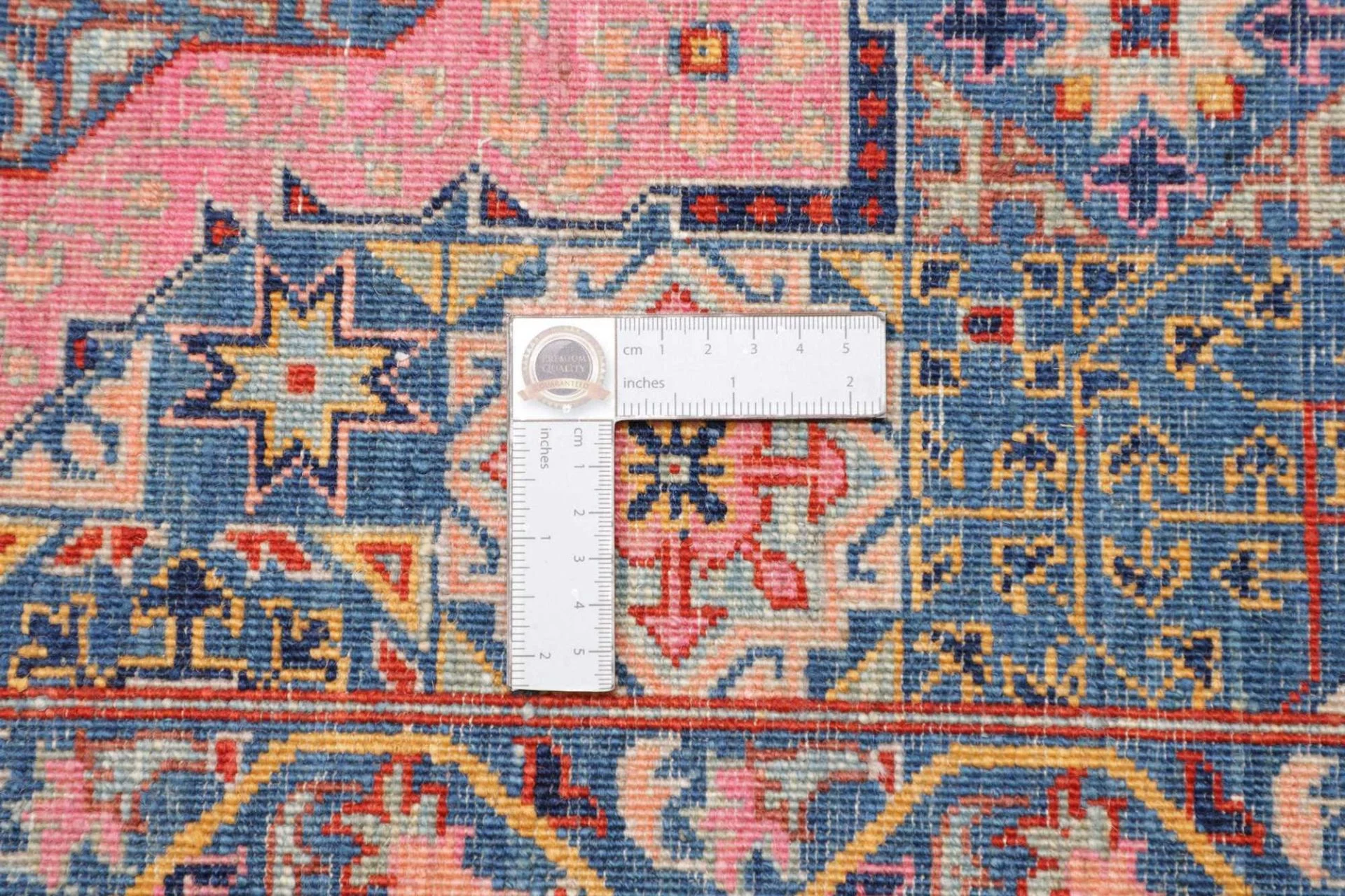 Hand-Knotted Wool Mamluk Pakistani Rug, 201 × 298 cm