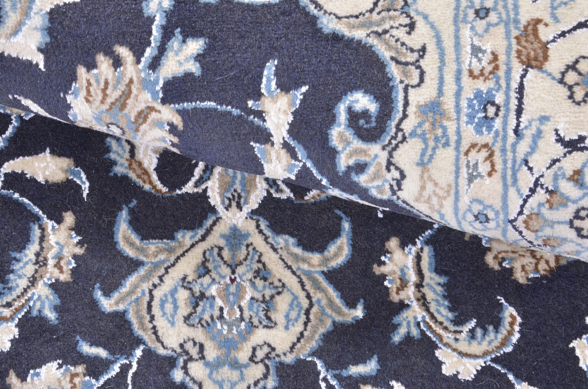 Nain Persian Rug 122 × 217 cm, Wool, hand-knotted