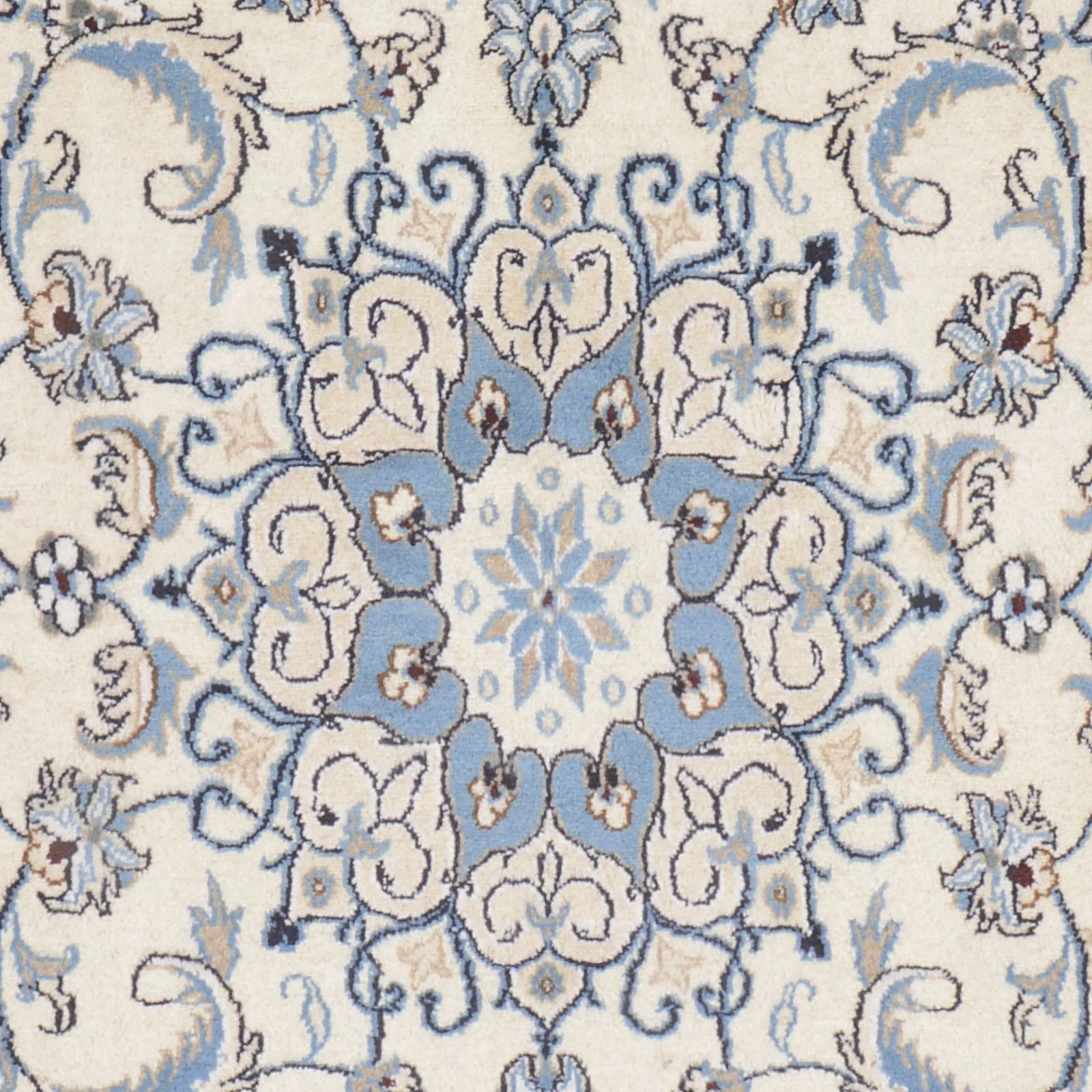 Nain Persian Rug — hand-knotted, 117 × 212 cm, Wool