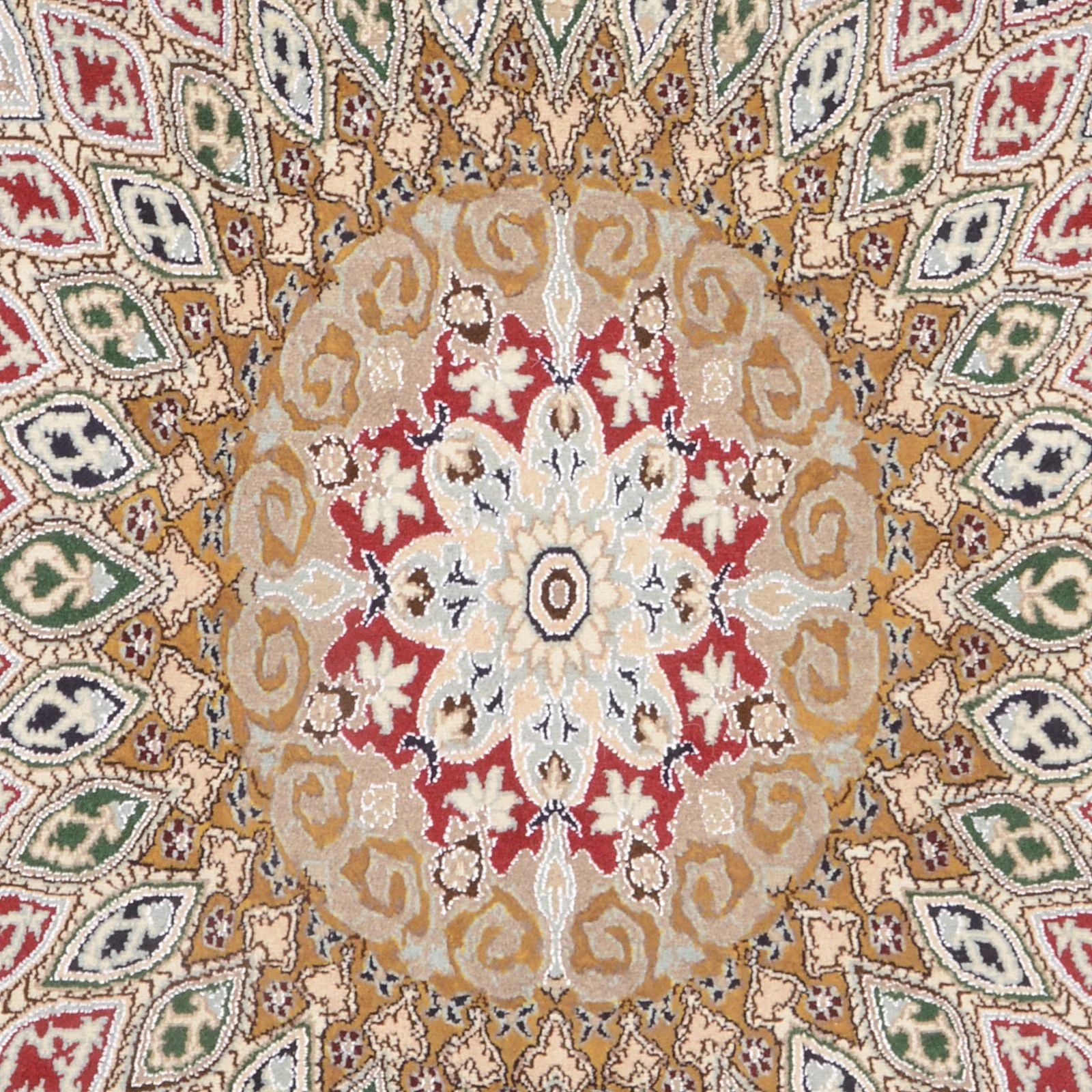 Nain Persian Rug — hand-knotted, 193 × 303 cm, Wool