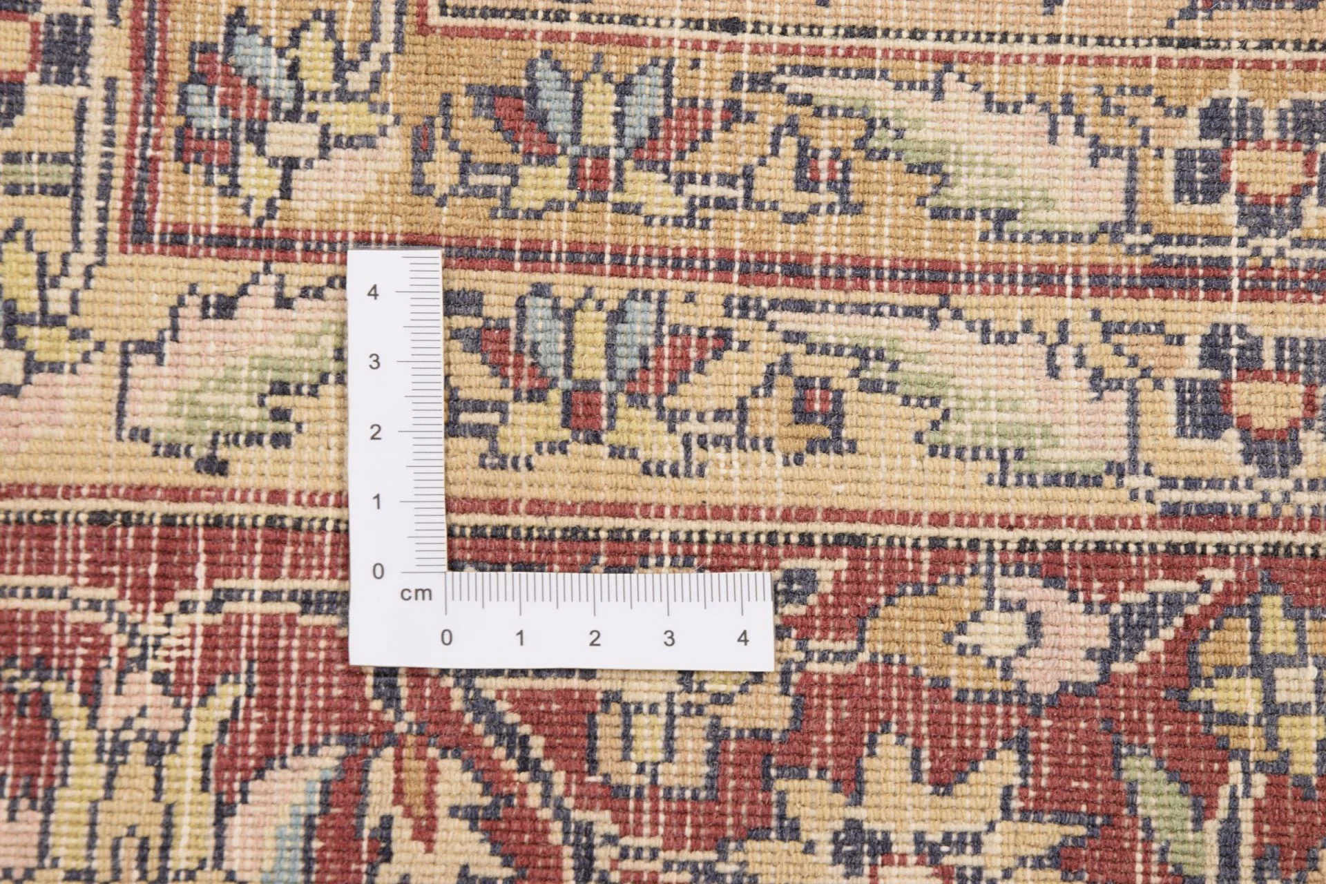 Pakistani Rug 135 × 217 cm, Wool, hand-knotted