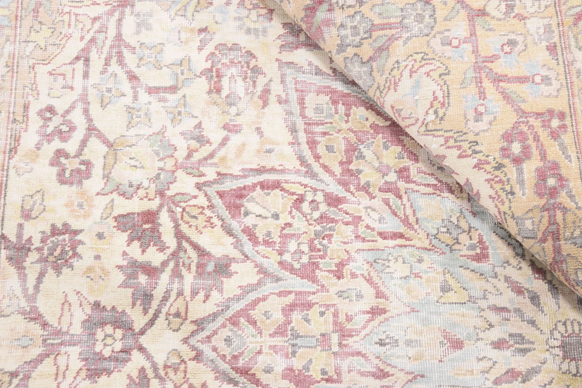 Pakistani Rug 135 × 217 cm, Wool, hand-knotted