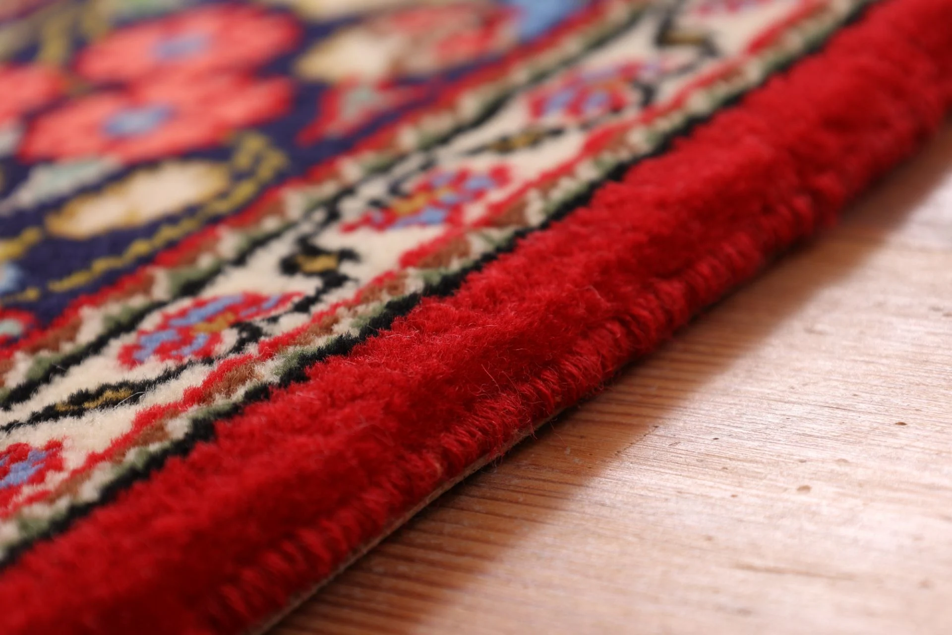 Hand-Knotted Wool Qom Persian Rug, 140 × 214 cm