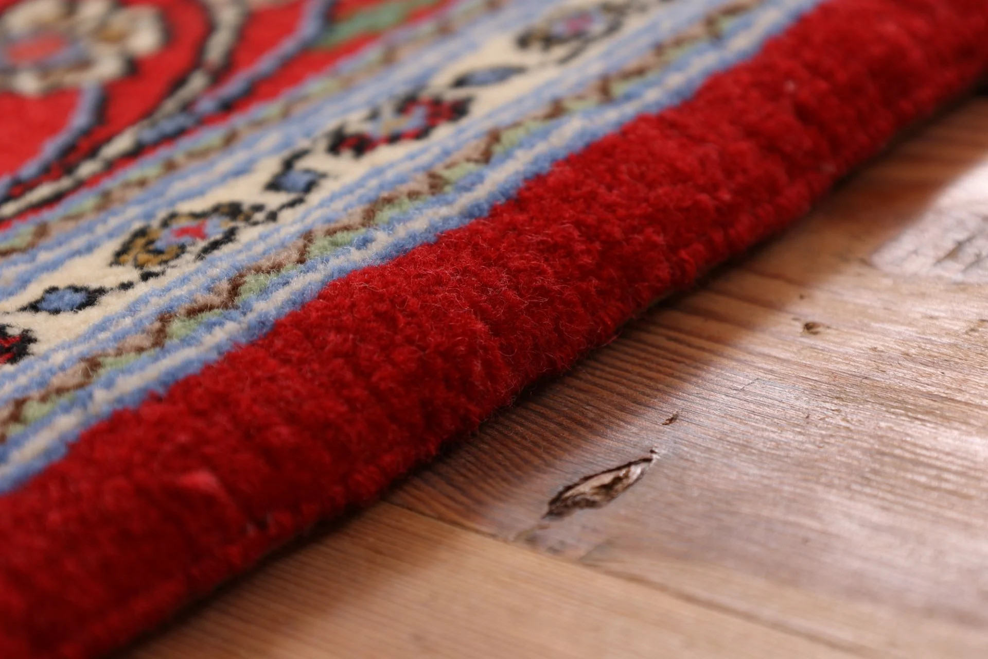 Qom Persian Rug 120 × 186 cm, Wool, hand-knotted