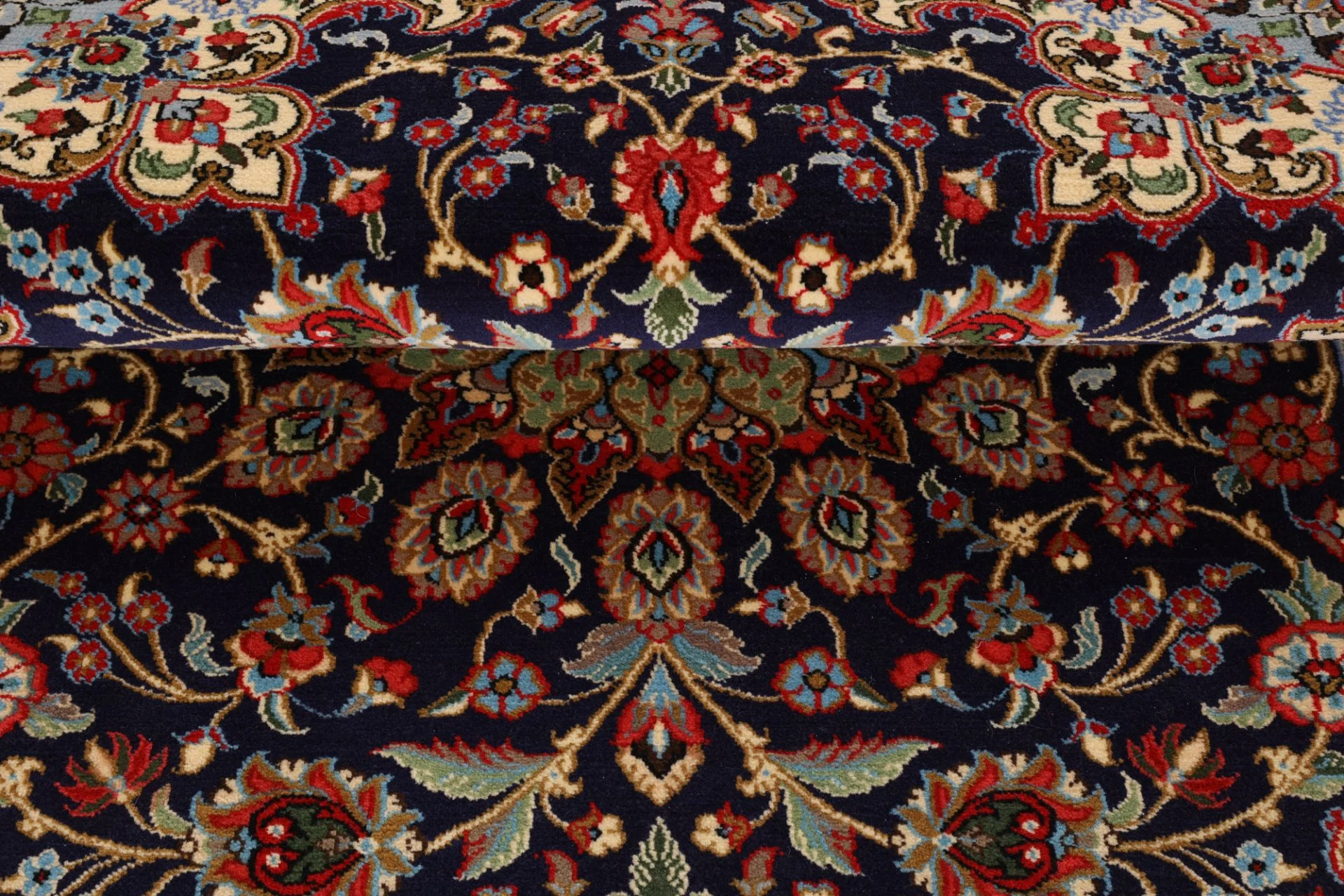 Qom Persian Rug 120 × 186 cm, Wool, hand-knotted