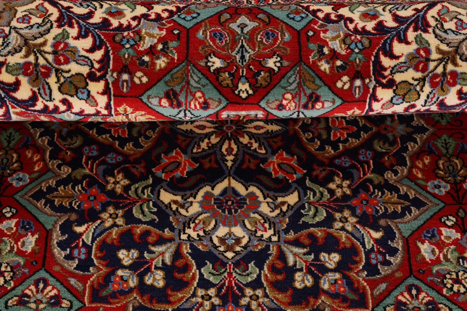 Qom Persian Rug 137 × 185 cm, Wool, hand-knotted