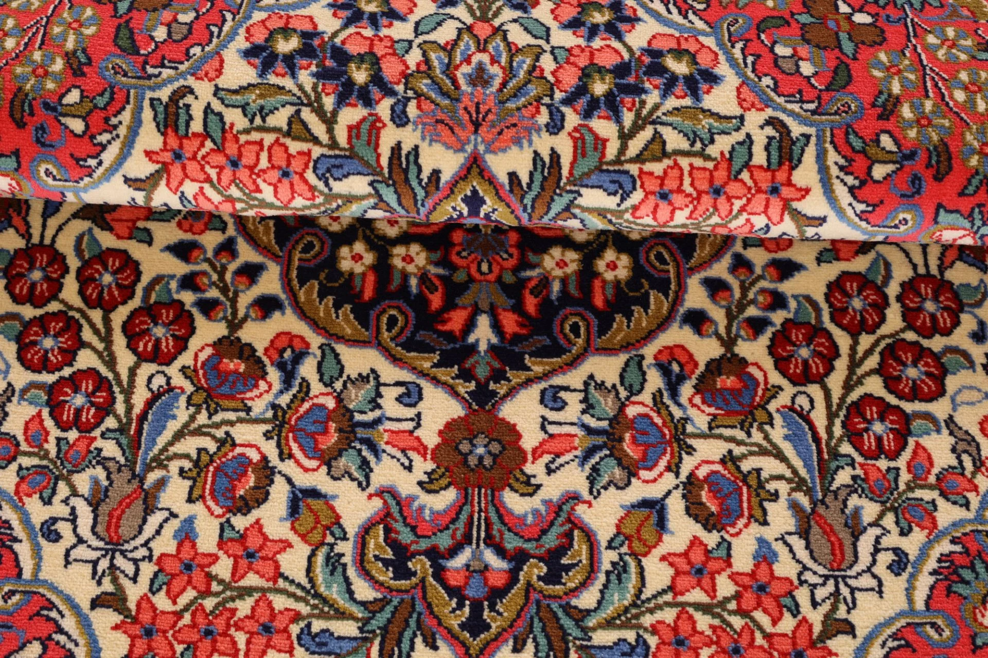 Qom Persian Rug 131 × 199 cm, Wool, hand-knotted