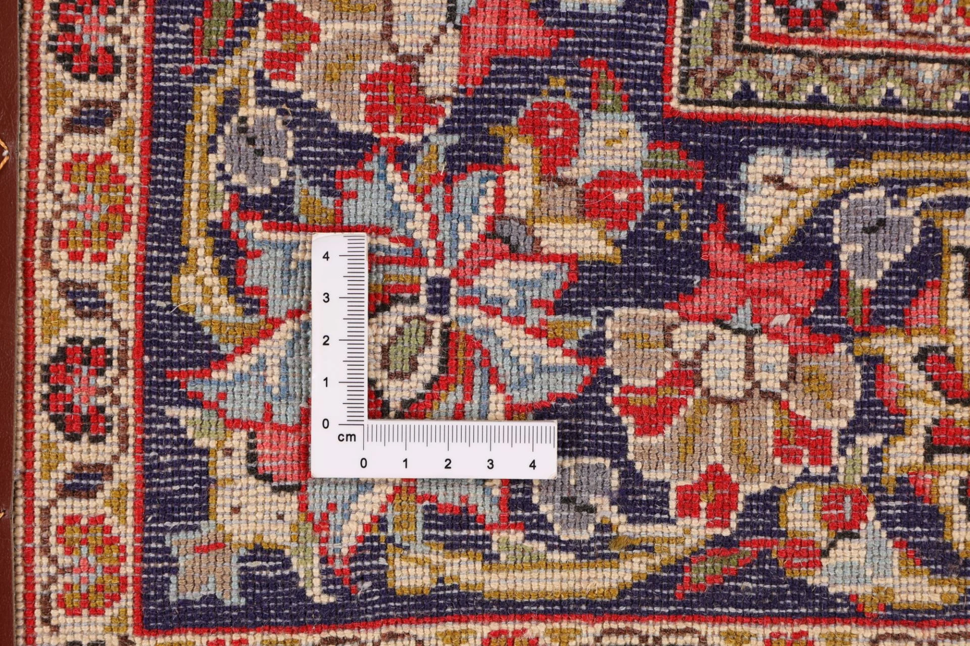 Qom Persian Rug 121 × 175 cm, Wool, hand-knotted