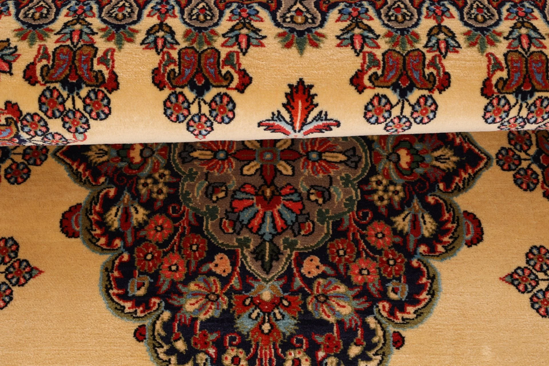Hand-Knotted Wool Qom Persian Rug, 139 × 208 cm