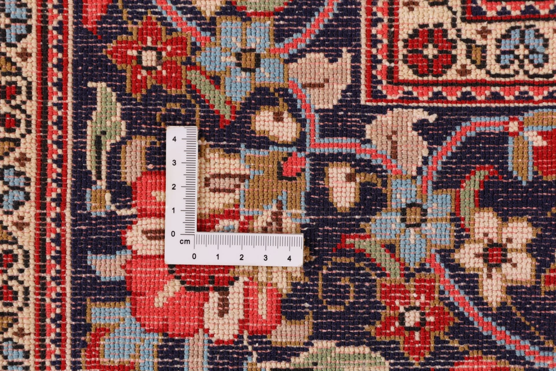 Qom Persian Rug 132 × 203 cm, Wool, hand-knotted