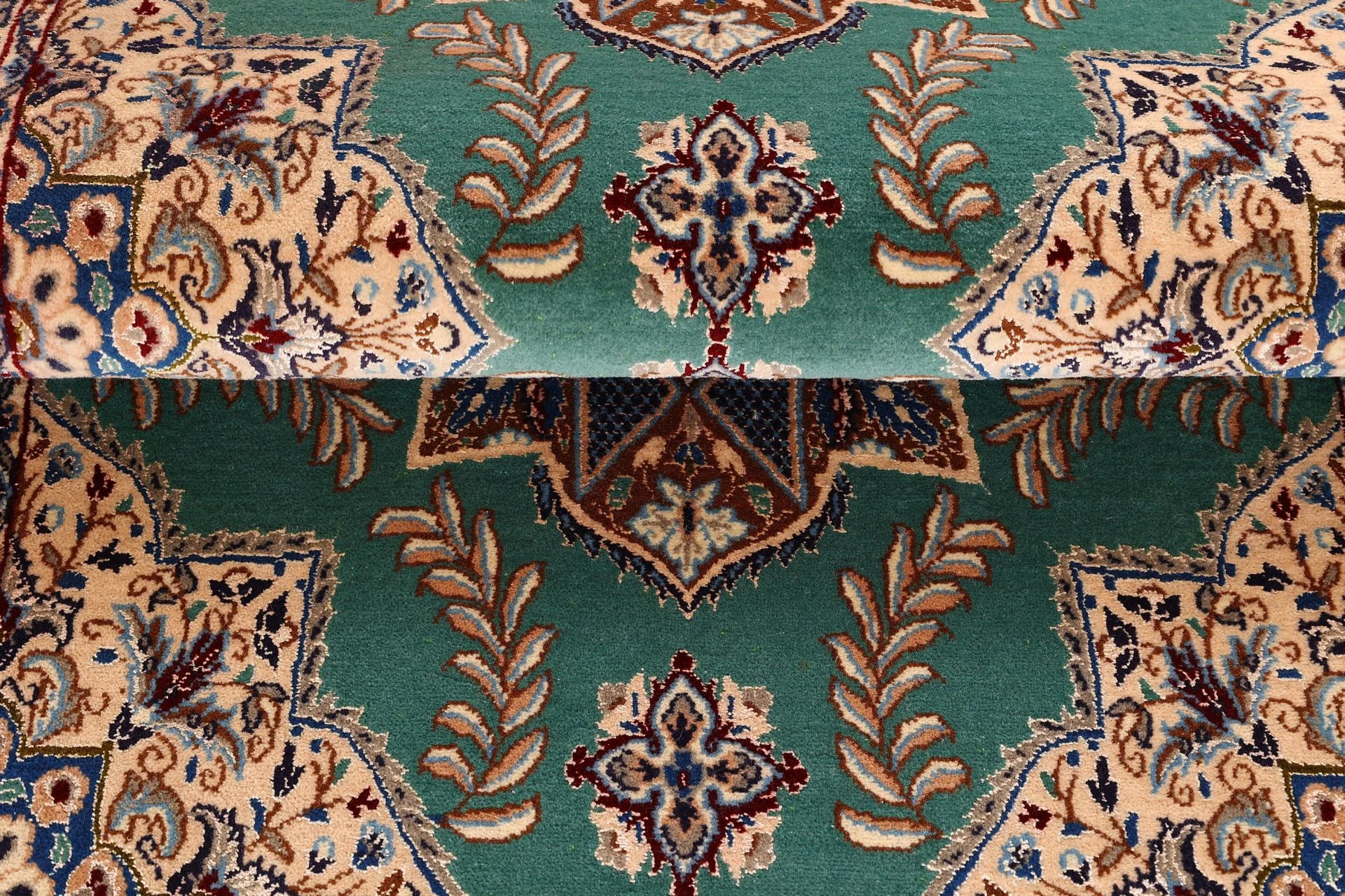 Nain Persian Rug 81 × 400 cm, Wool, hand-knotted