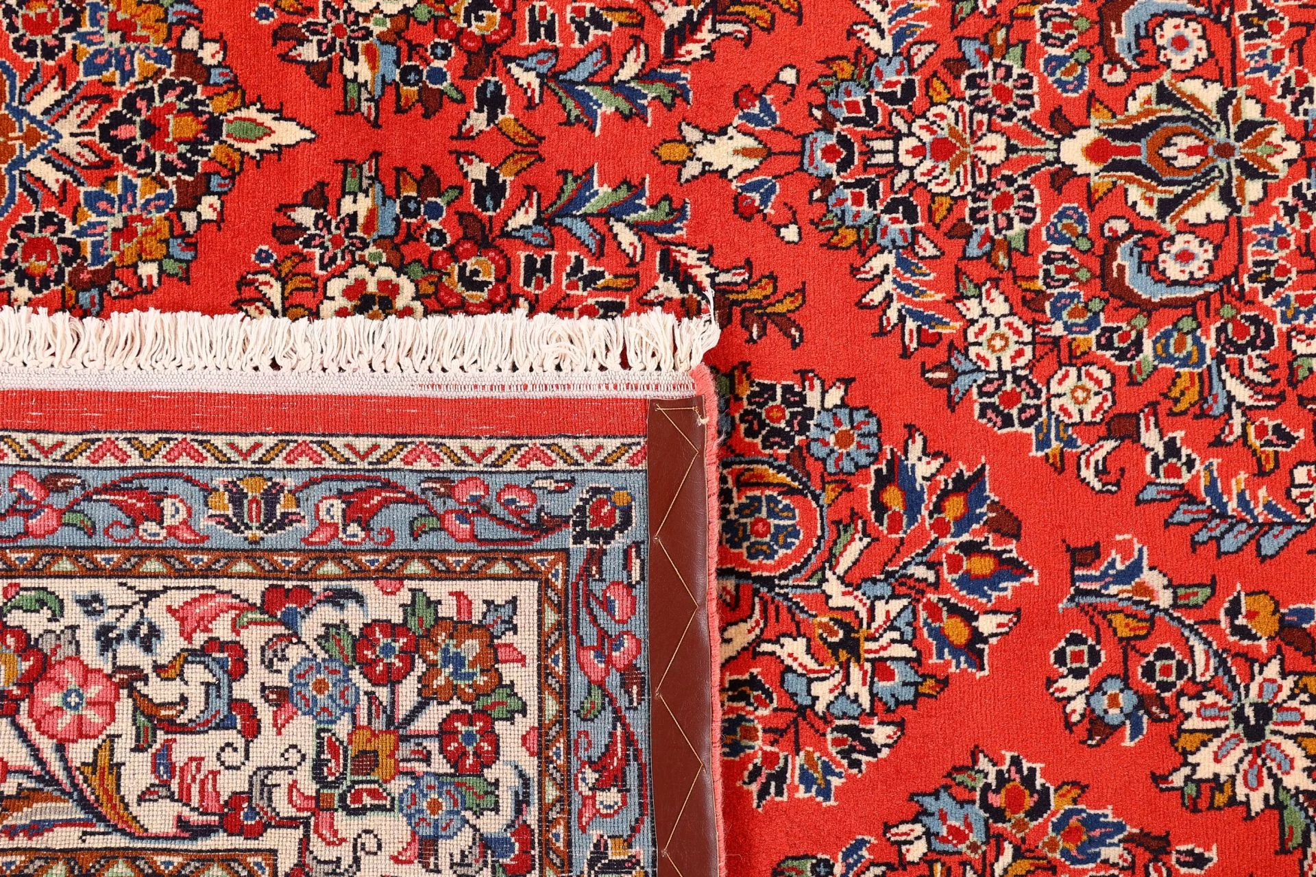 Hand-Knotted Wool Sarouk Persian Rug, 216 × 274 cm