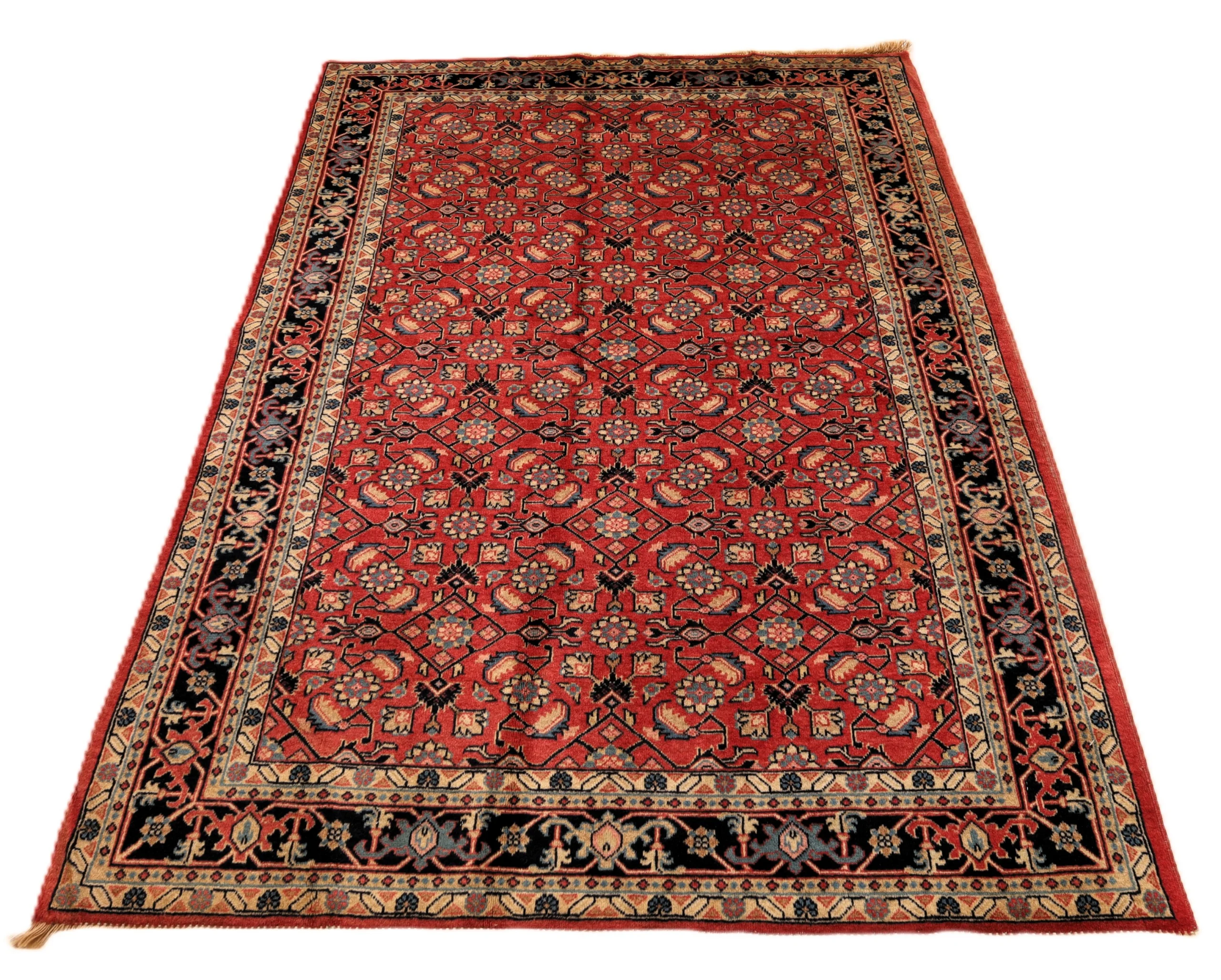 Persian Rug — hand-knotted, 175 × 119 cm, Wool
