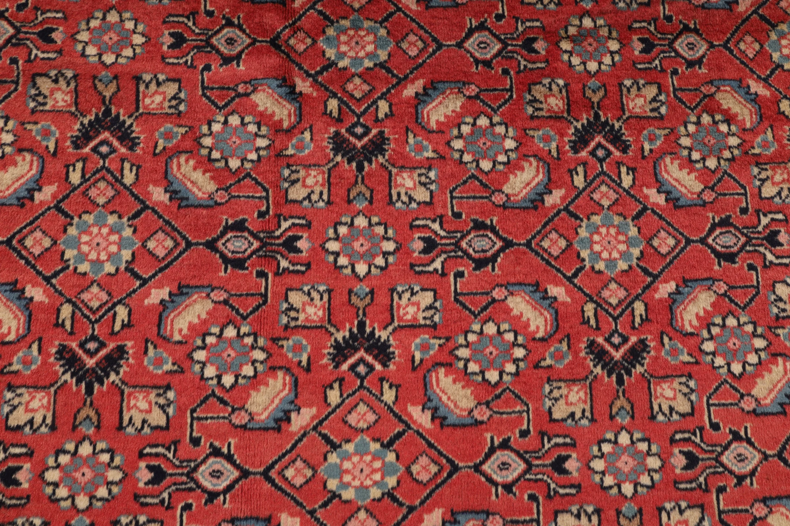 Persian Rug — hand-knotted, 175 × 119 cm, Wool