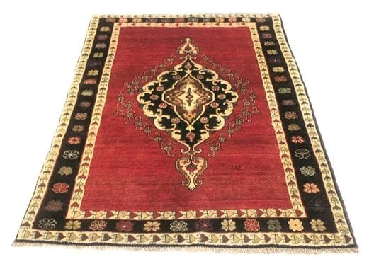 Qashqai Persian Rug 193 × 122 cm, Wool, hand-knotted