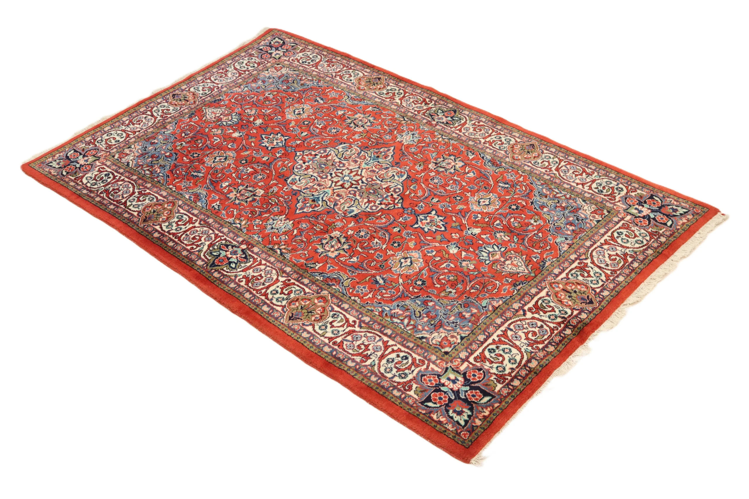 Hand-Knotted Wool Sarouk Persian Rug, 214 × 137 cm