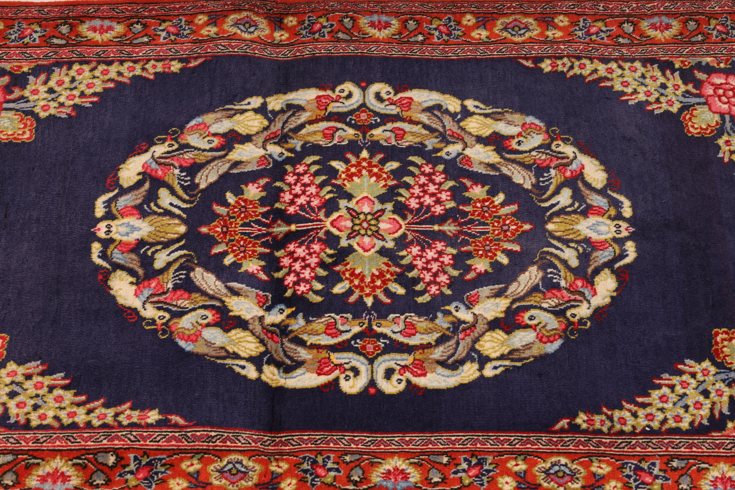 Qom Persian Rug — hand-knotted, 305 × 70 cm, Wool