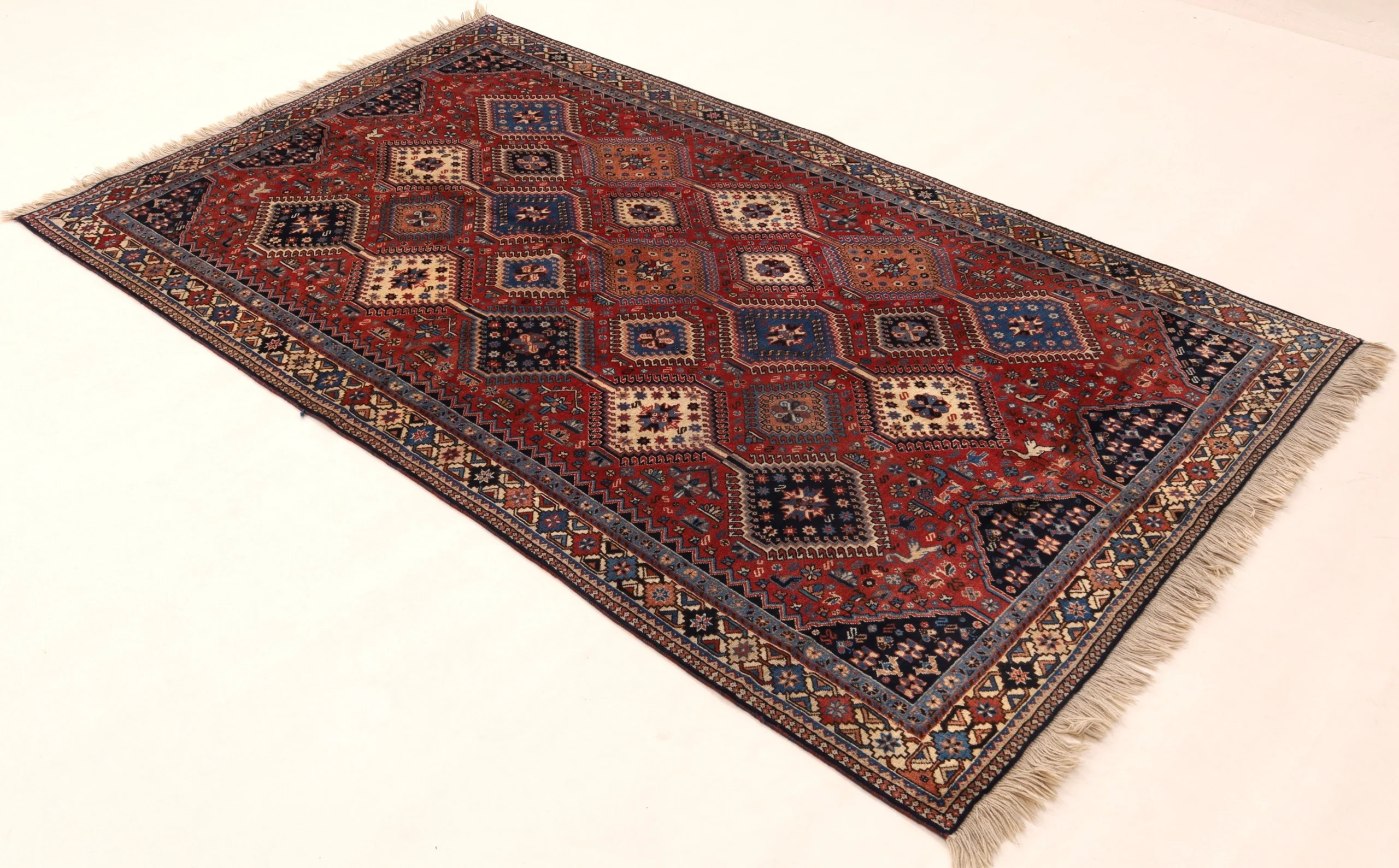 Persian Rug — hand-knotted, 250 × 145 cm, Wool