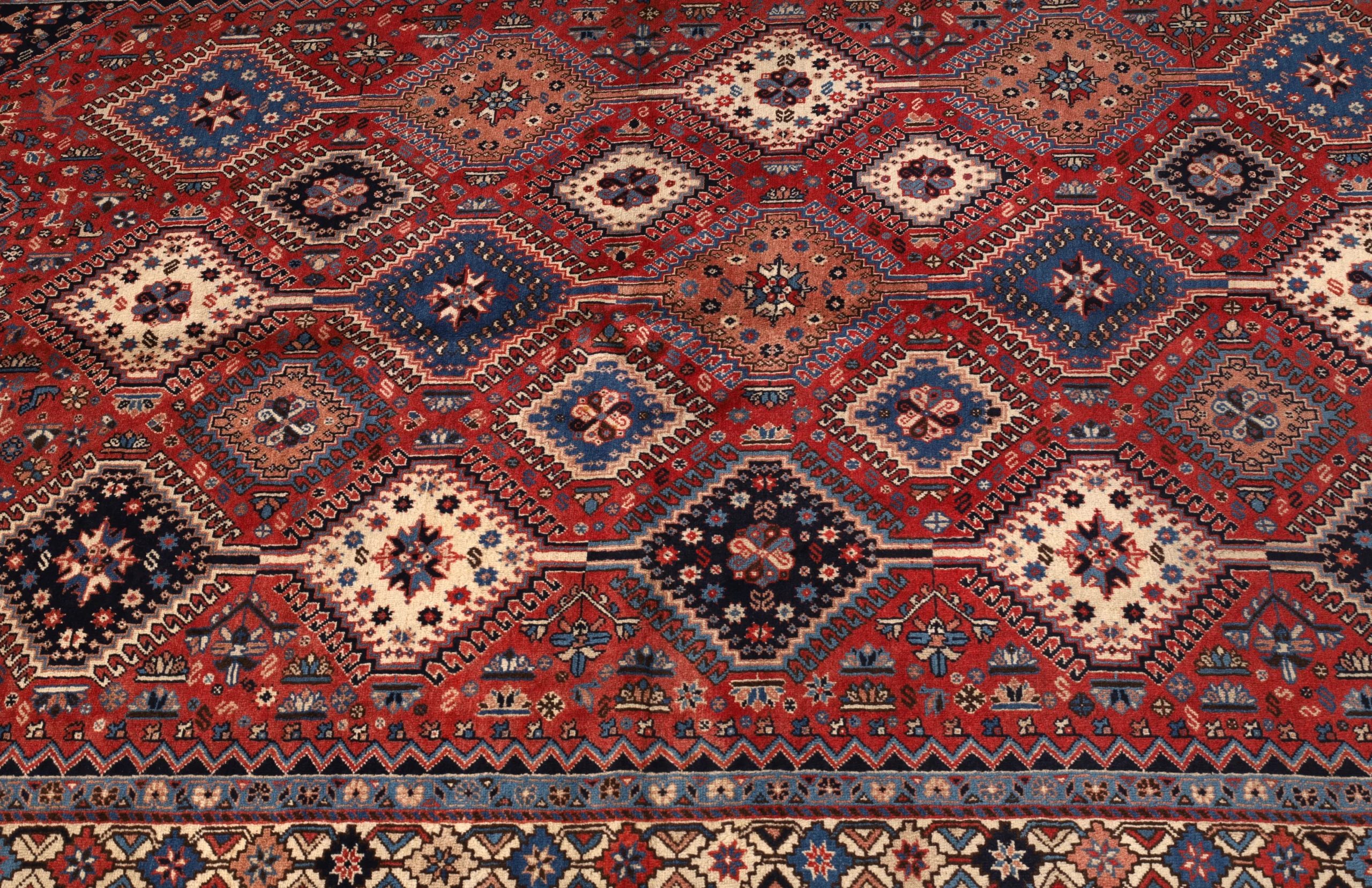 Persian Rug — hand-knotted, 250 × 145 cm, Wool