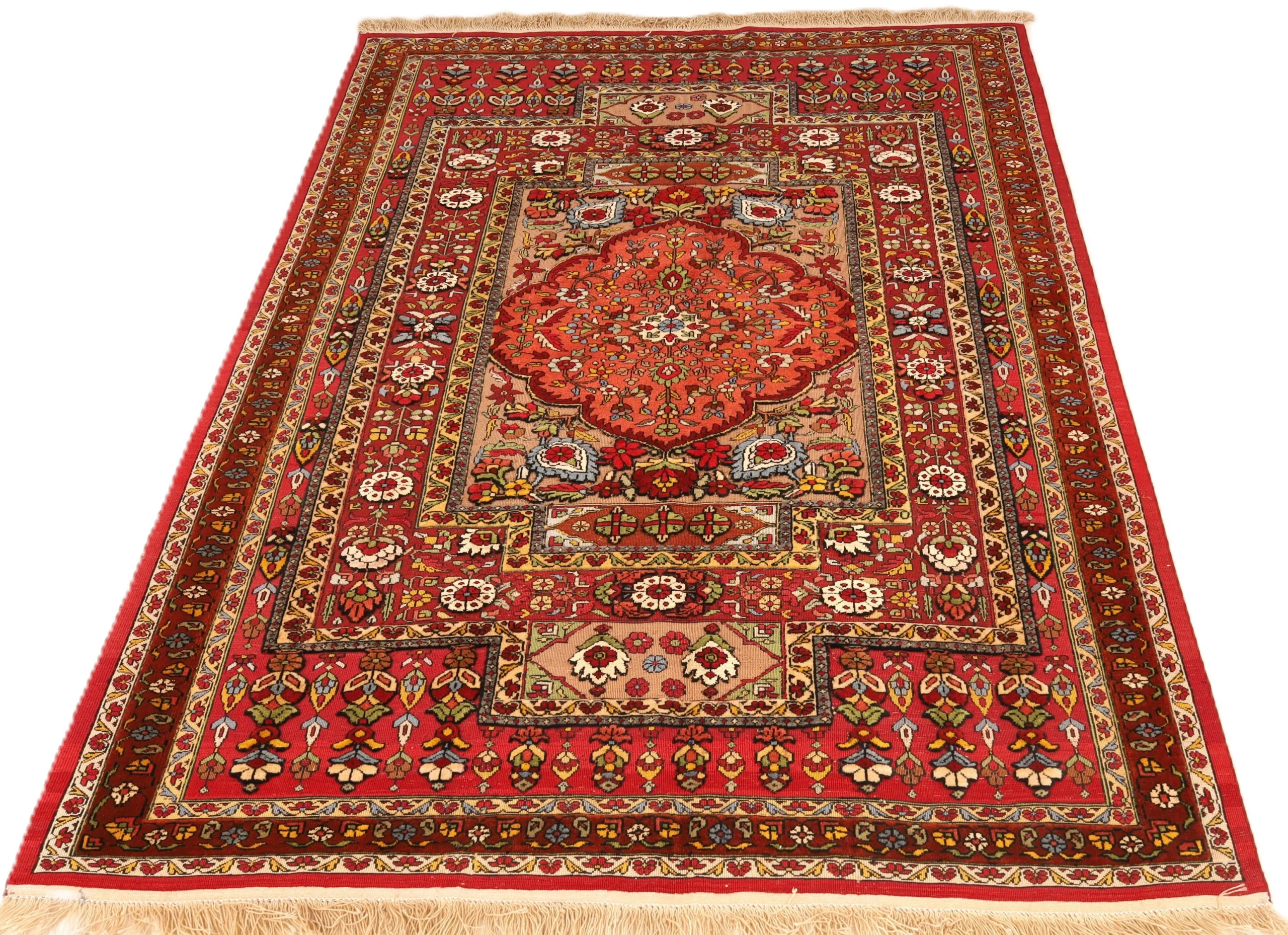 Persian Rug 183 × 130 cm, Wool, hand-knotted