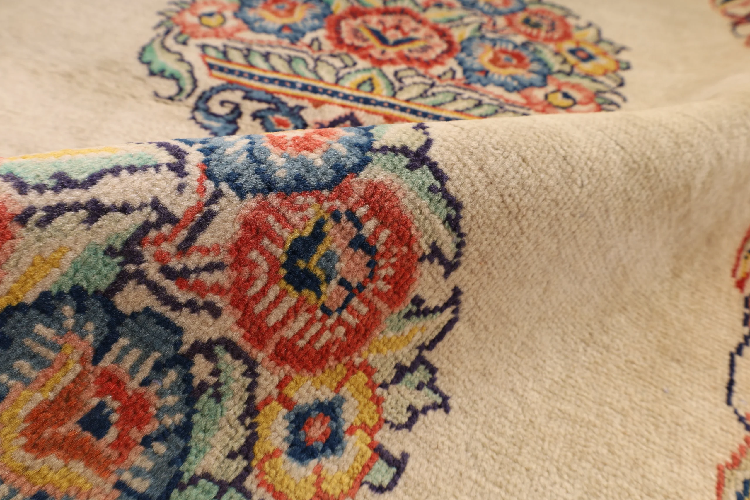 Sarouk Persian Rug 298 × 90 cm, Wool, hand-knotted