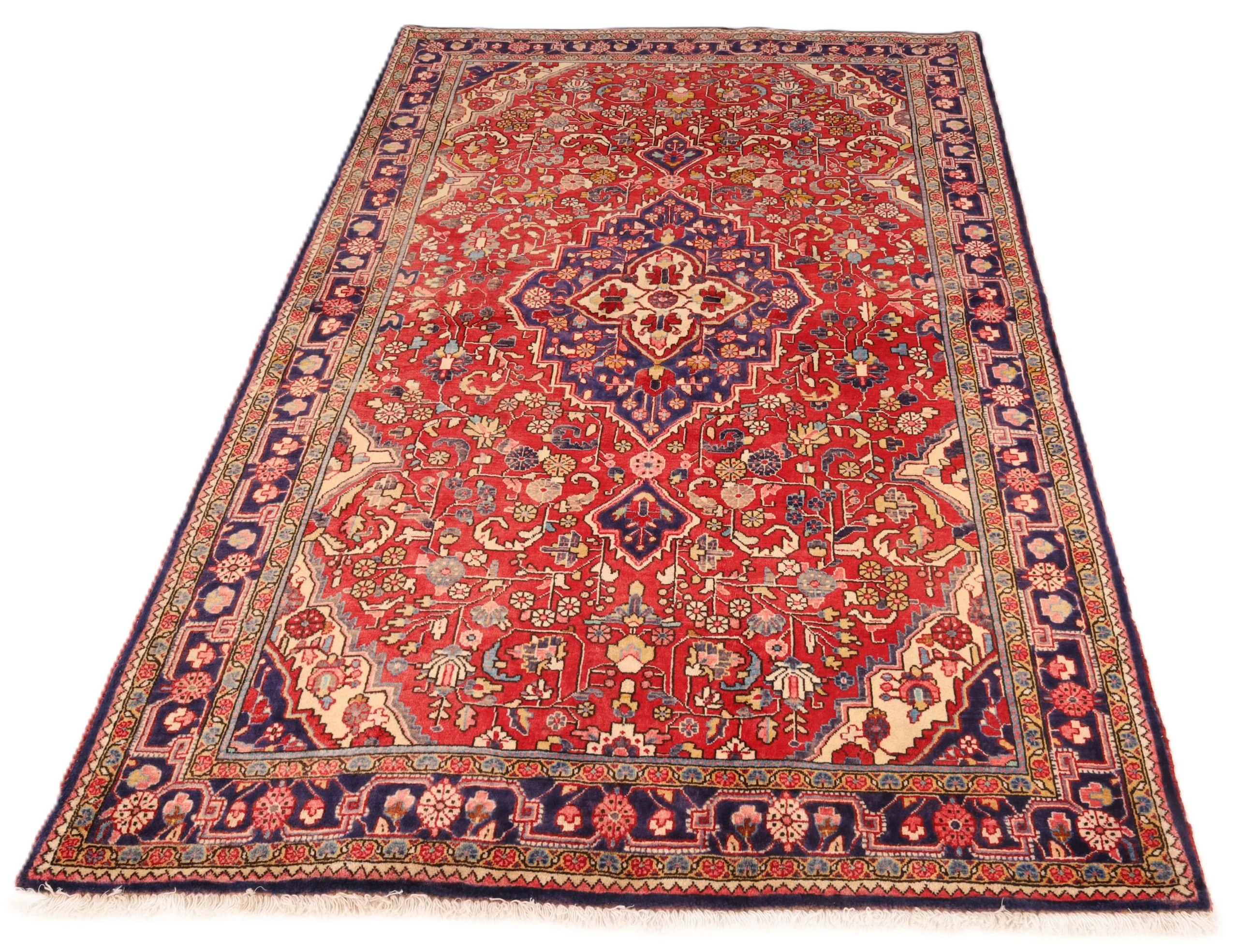Hand-Knotted Wool Malayer Persian Rug, 208 × 133 cm