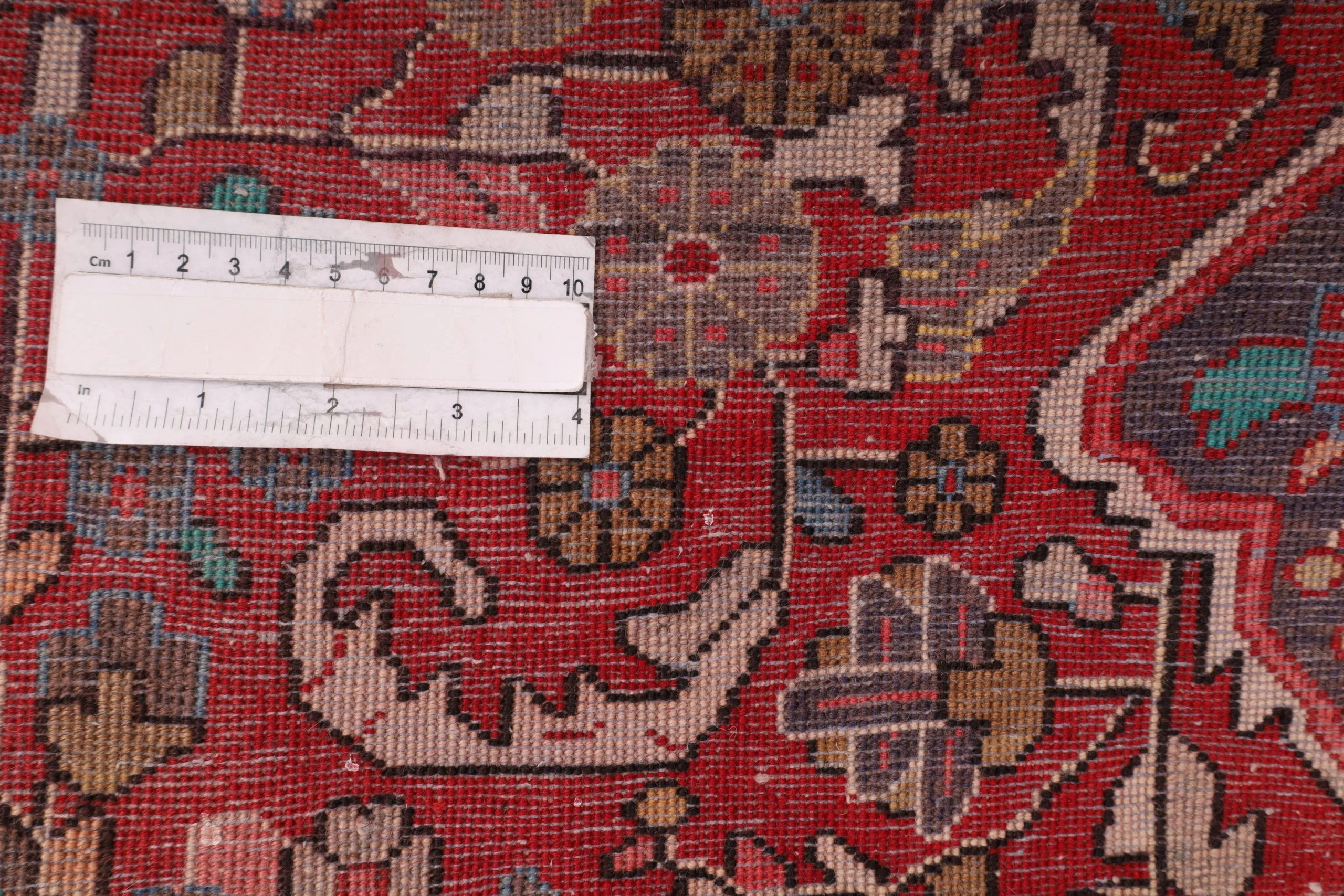 Hand-Knotted Wool Malayer Persian Rug, 208 × 133 cm